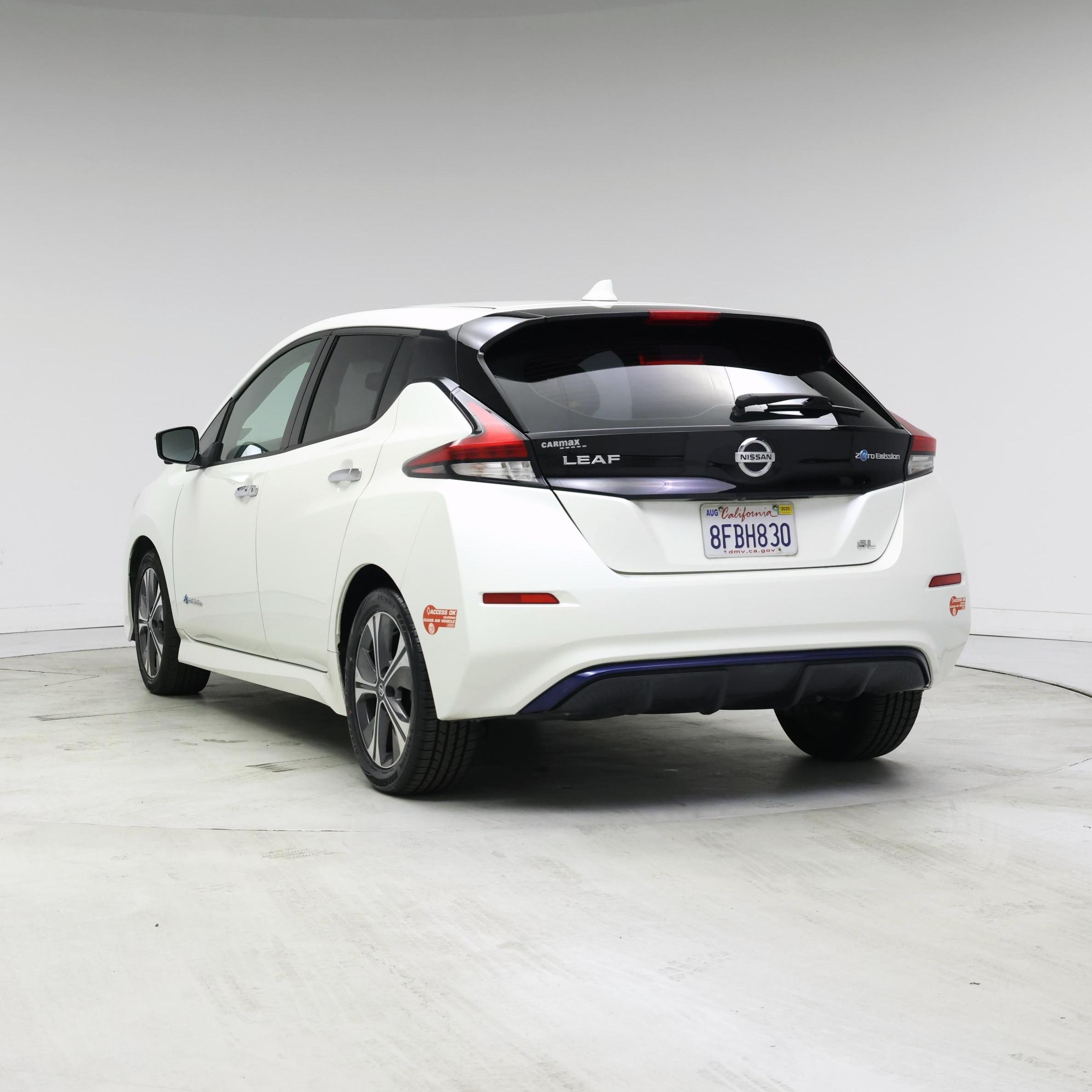 Thumbnail: 2018 Nissan Leaf - 2