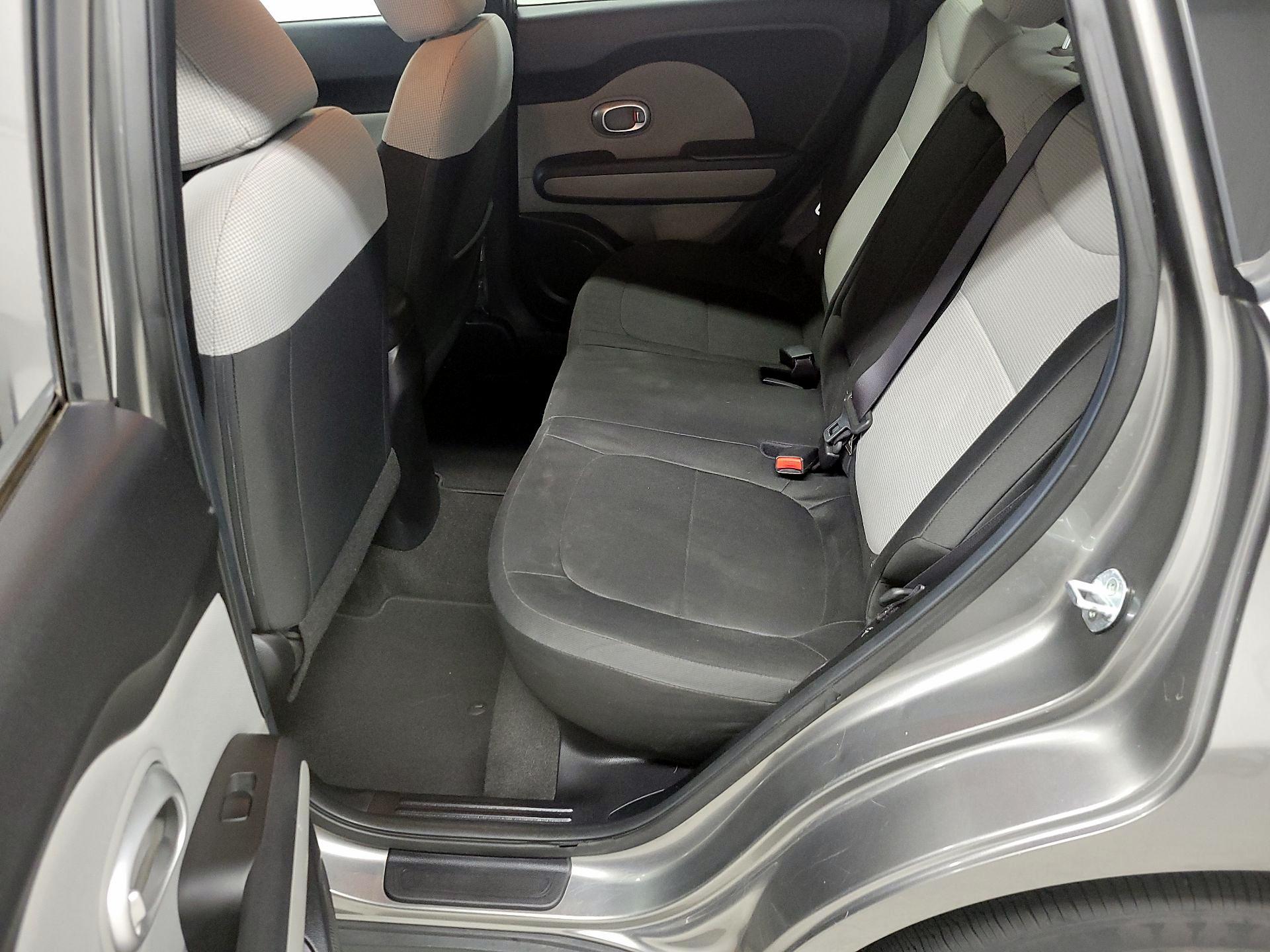 Thumbnail: 2014 Kia Soul - 18