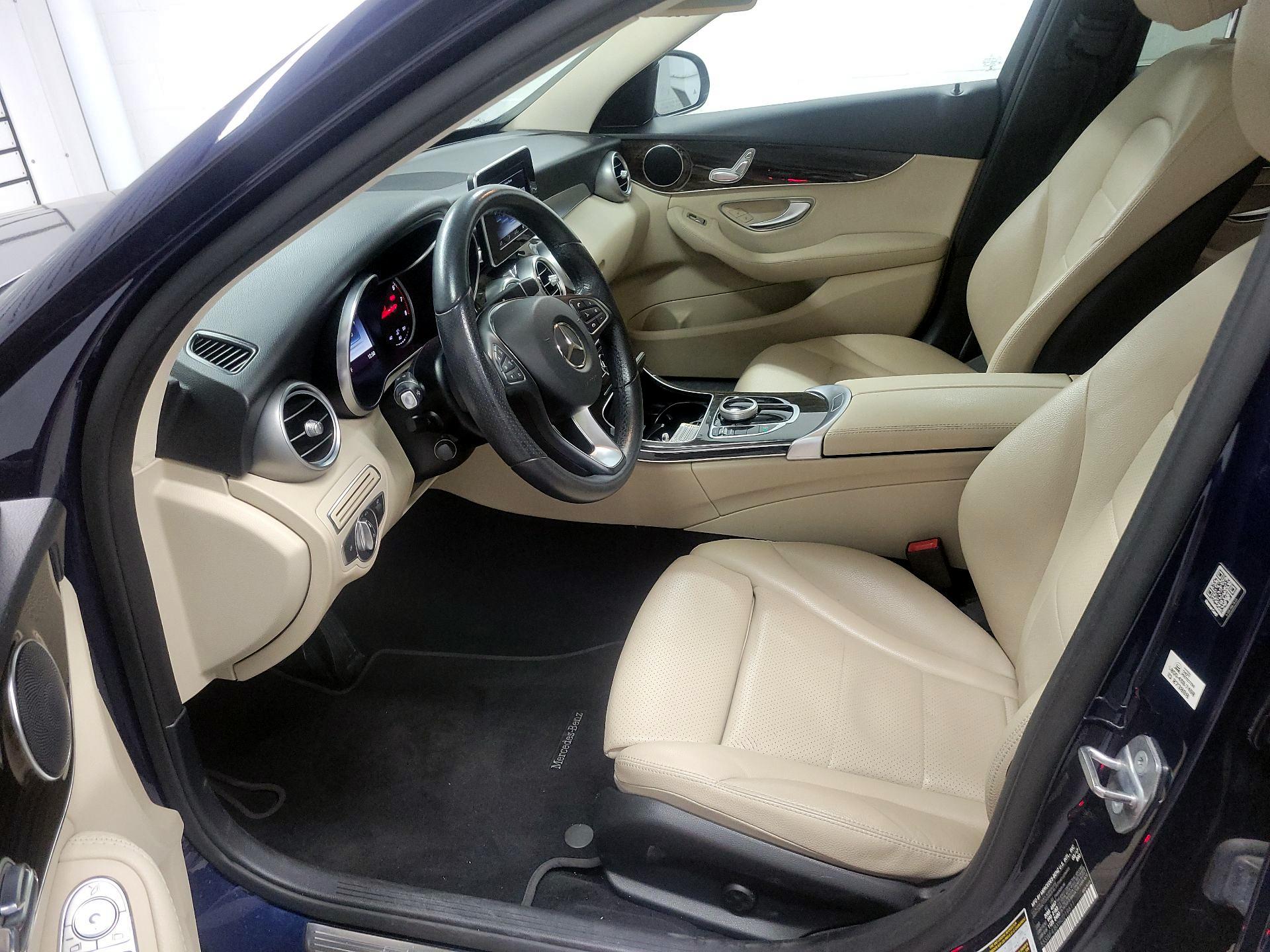 Thumbnail: 2017 Mercedes-Benz C-Class - 11