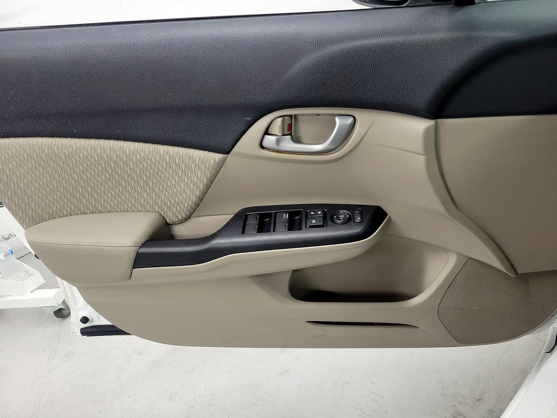 Thumbnail: 2014 Honda Civic - 12