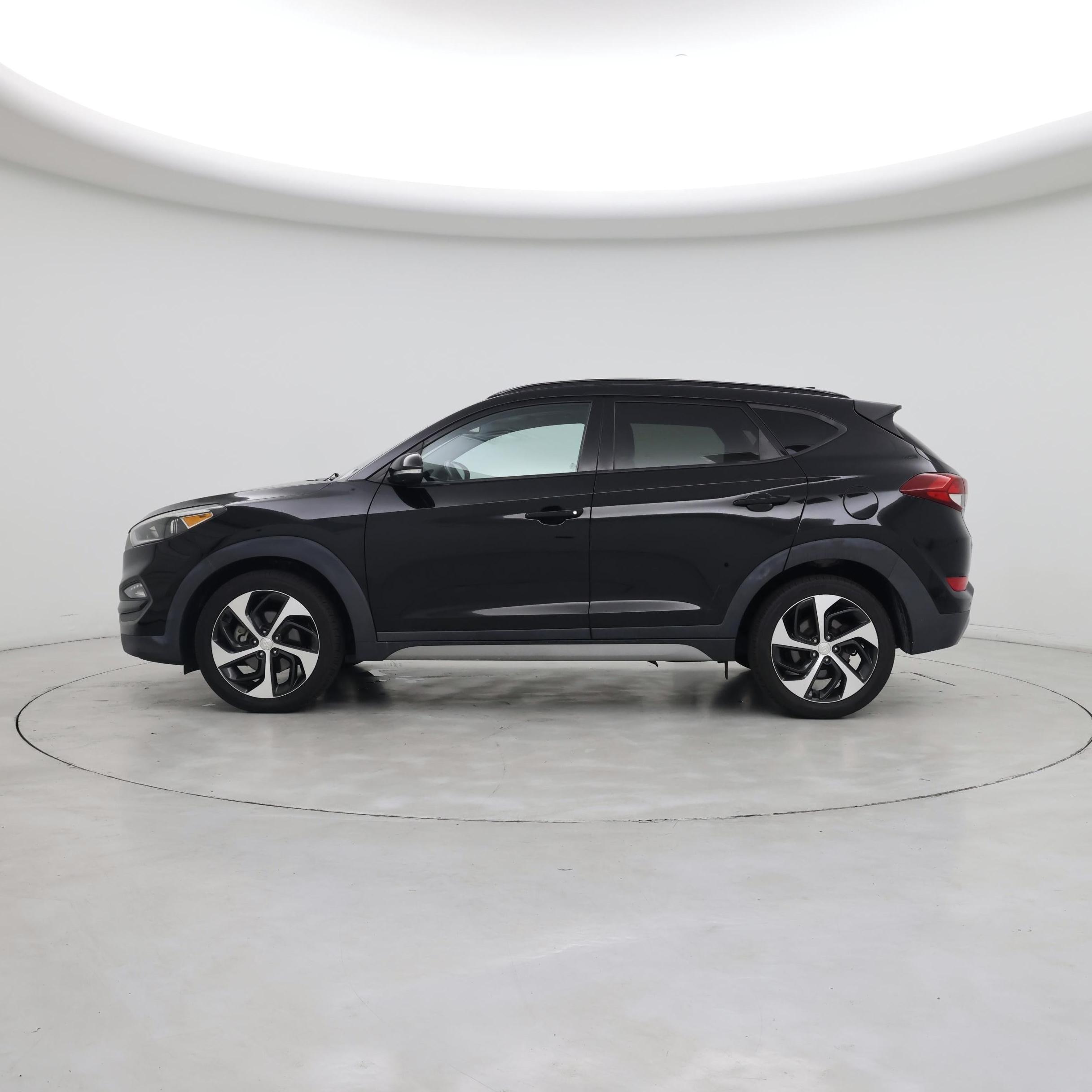 Thumbnail: 2018 Hyundai Tucson - 3