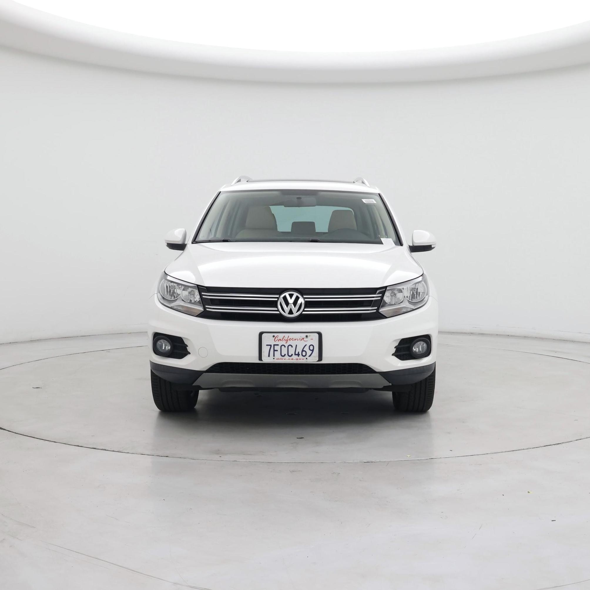 Thumbnail: 2014 Volkswagen Tiguan - 5