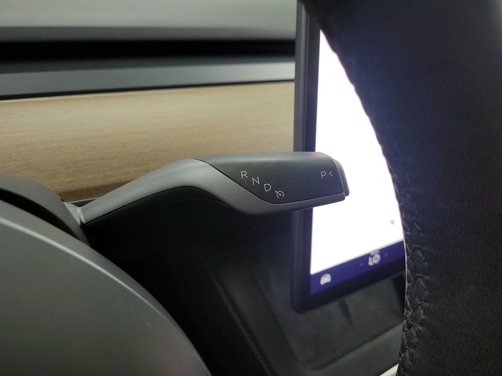 Thumbnail: 2023 Tesla Model 3 - 17