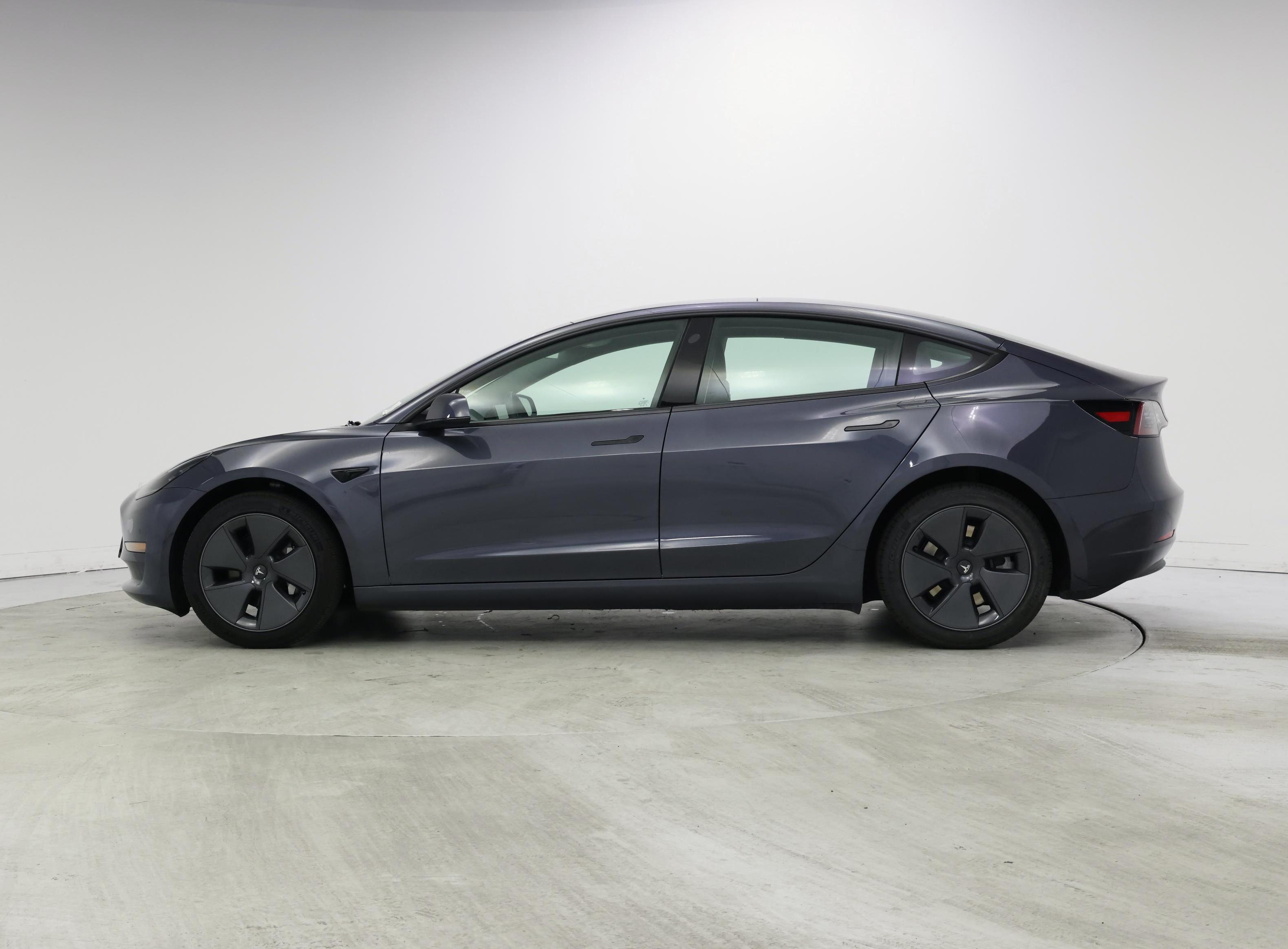 Thumbnail: 2023 Tesla Model 3 - 3