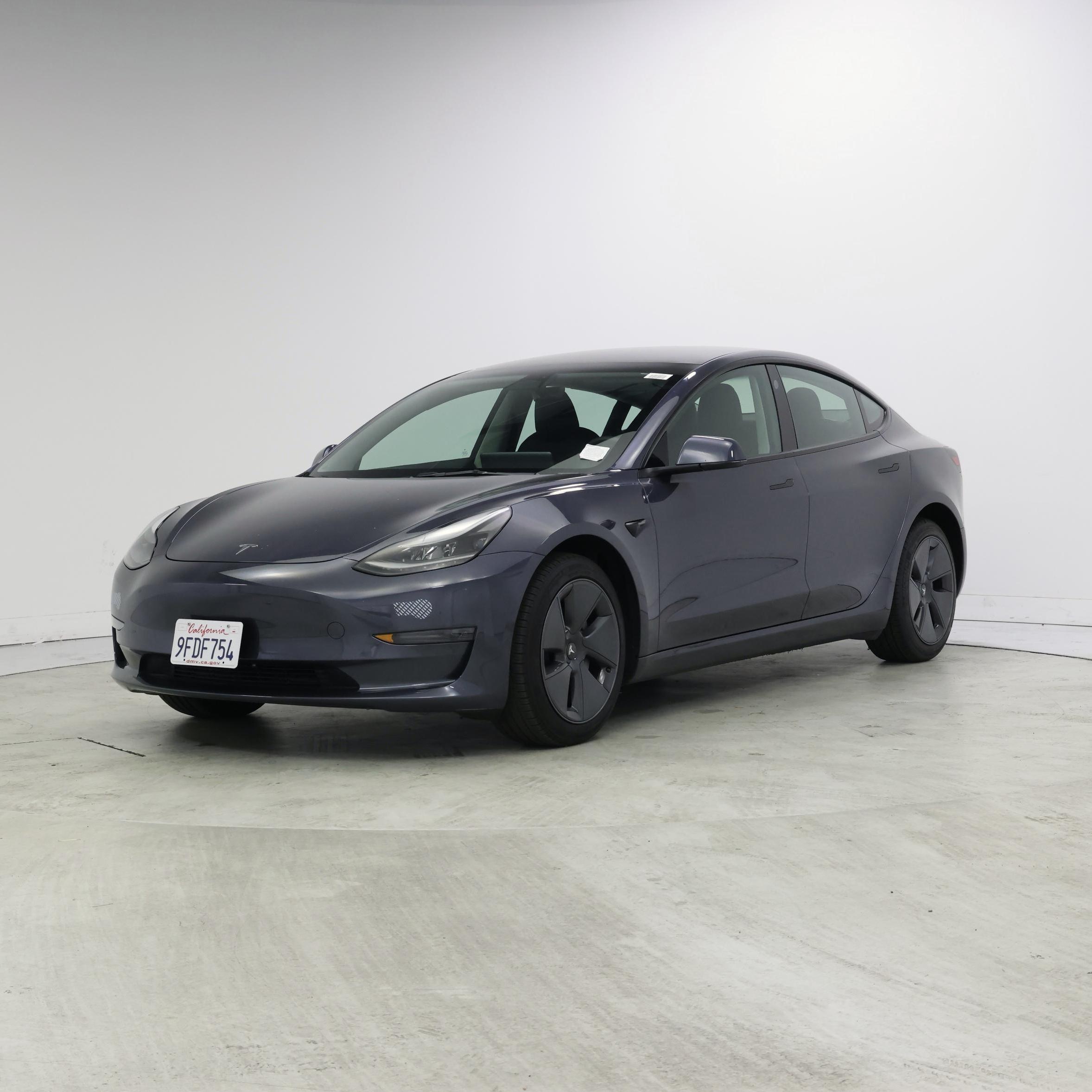 Thumbnail: 2023 Tesla Model 3 - 4