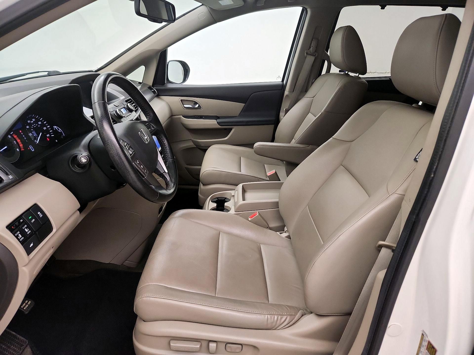 Thumbnail: 2014 Honda Odyssey - 11