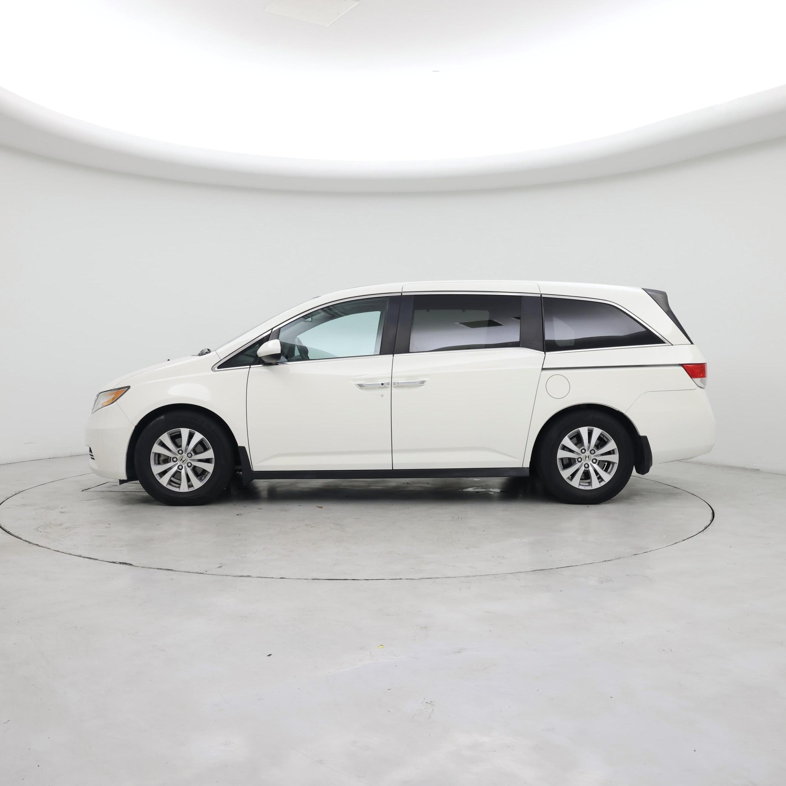 Thumbnail: 2014 Honda Odyssey - 3