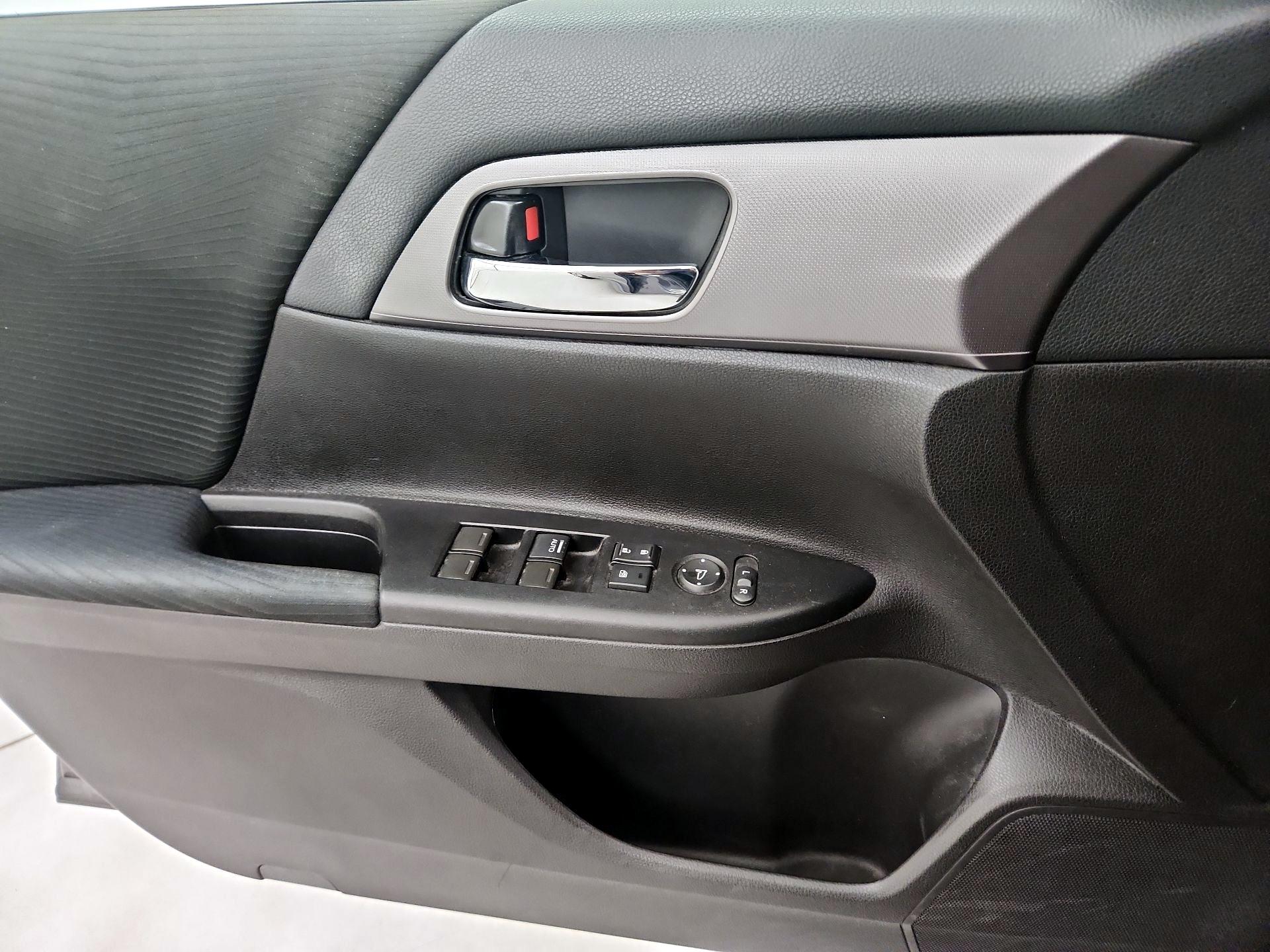 Thumbnail: 2014 Honda Accord - 12