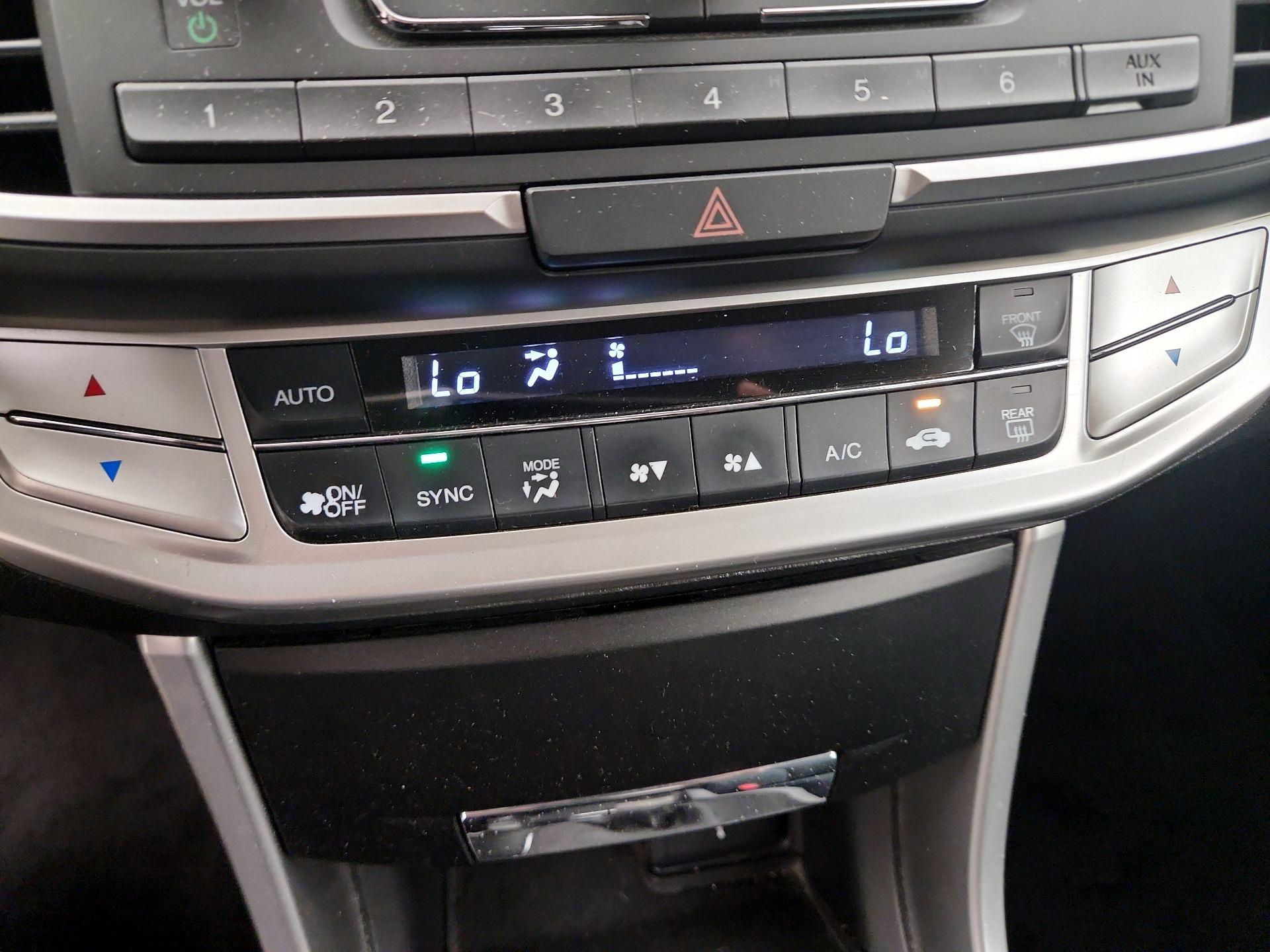 Thumbnail: 2014 Honda Accord - 15