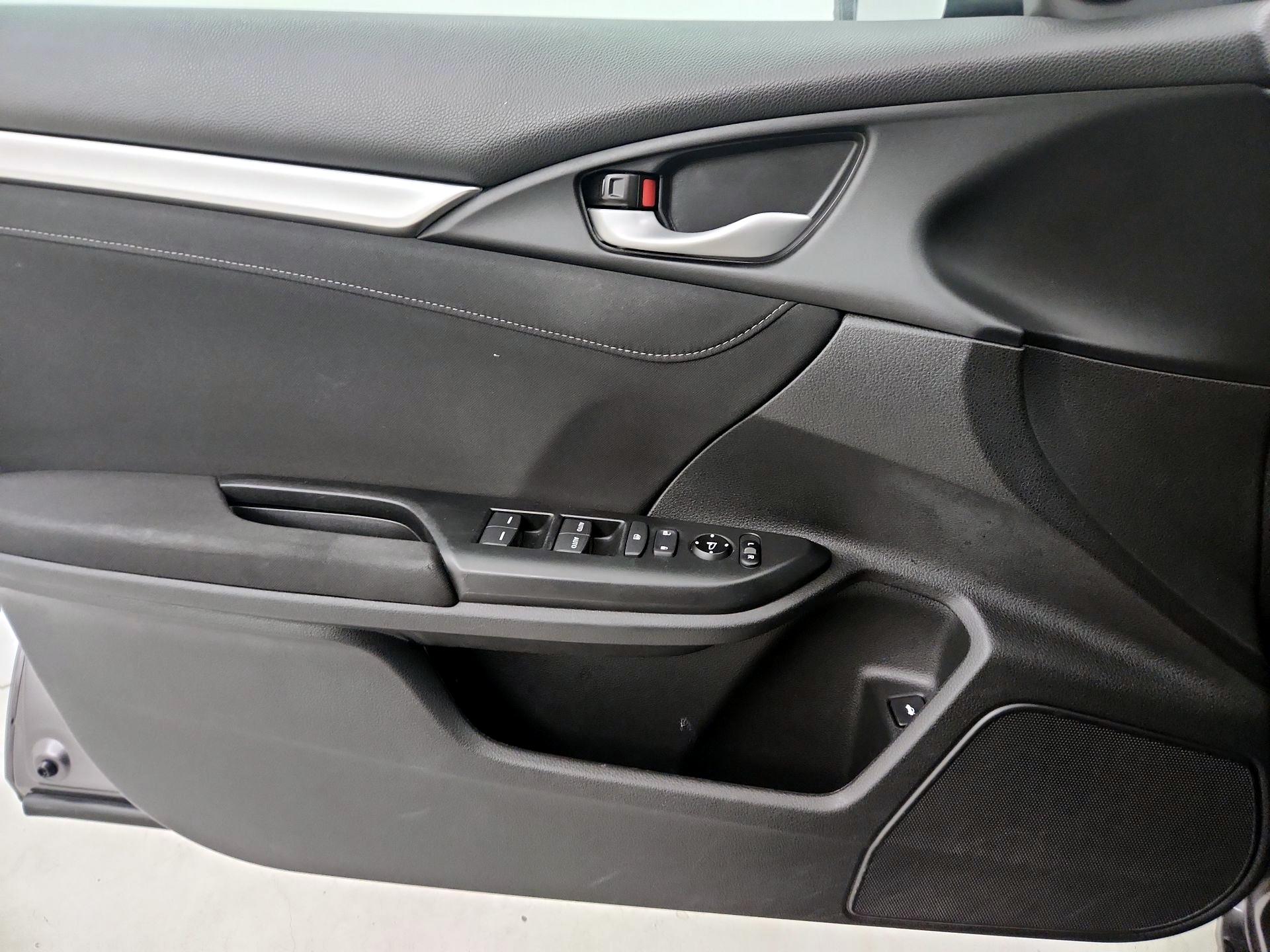 Thumbnail: 2019 Honda Civic - 12