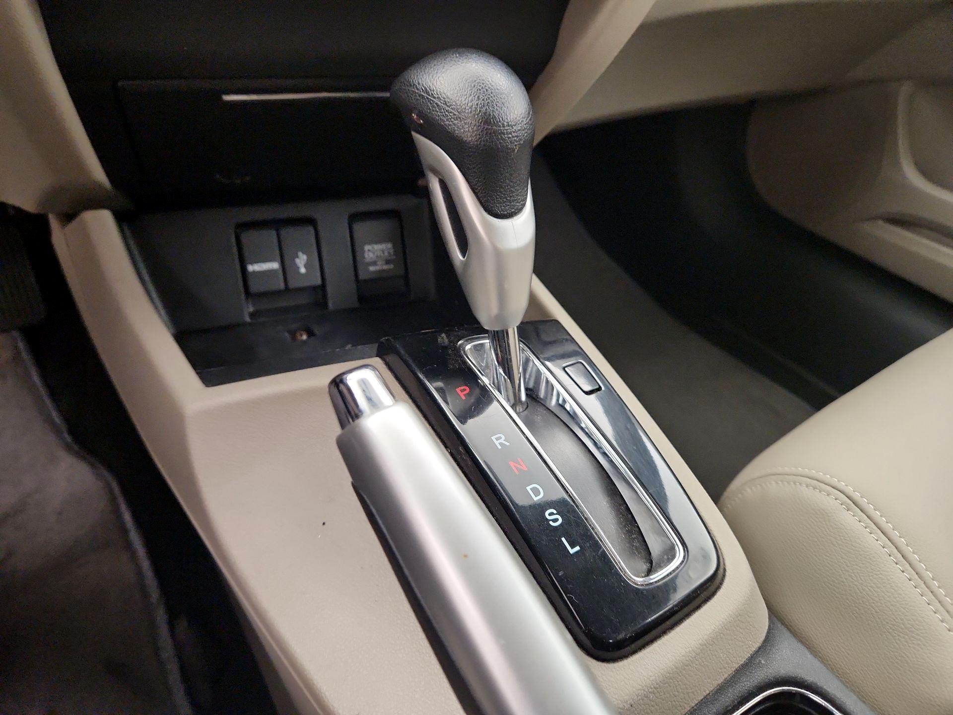 Thumbnail: 2015 Honda Civic - 17