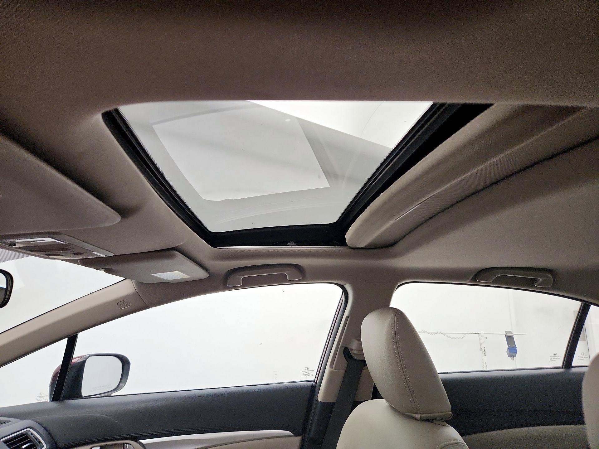 Thumbnail: 2015 Honda Civic - 19