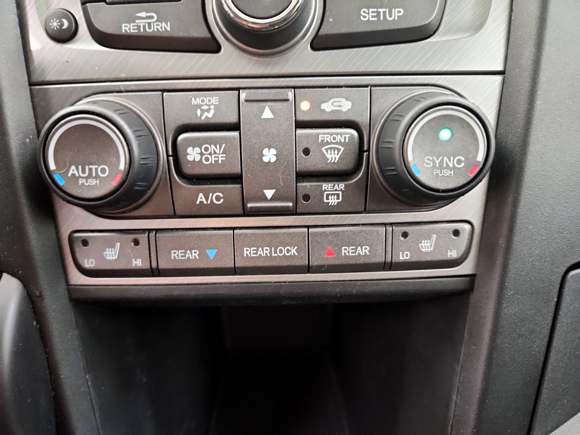 Thumbnail: 2015 Honda Pilot - 16
