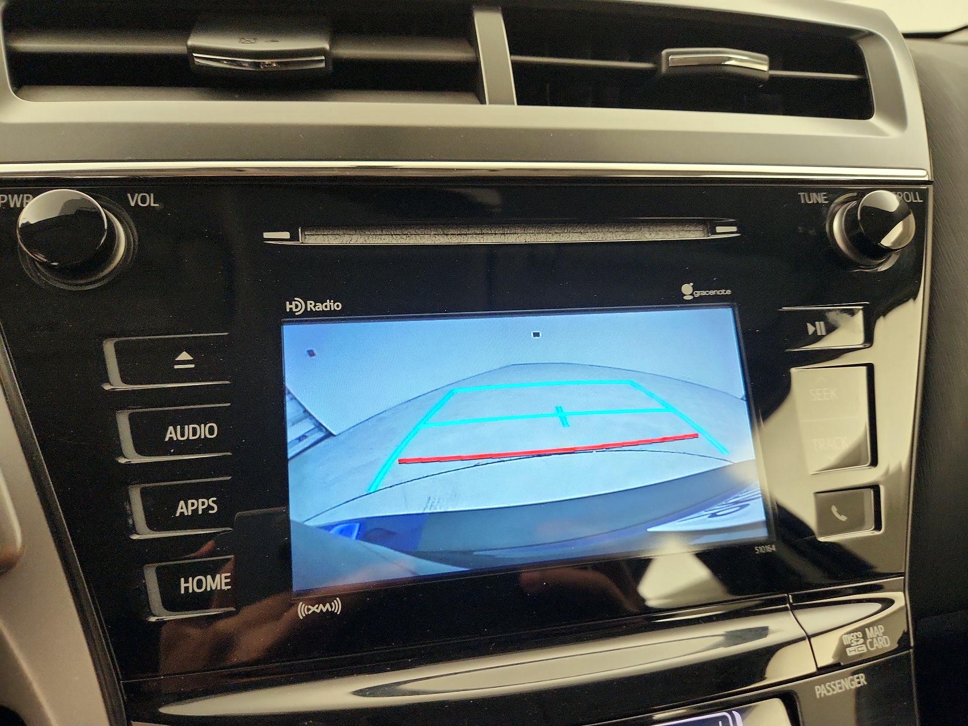 Thumbnail: 2017 Toyota Prius v - 15