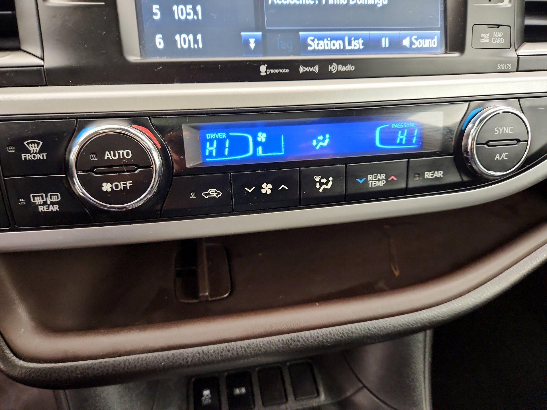 Thumbnail: 2017 Toyota Highlander - 16
