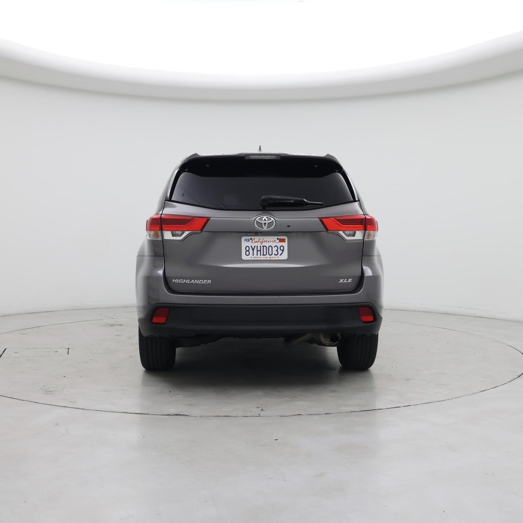 Thumbnail: 2017 Toyota Highlander - 6