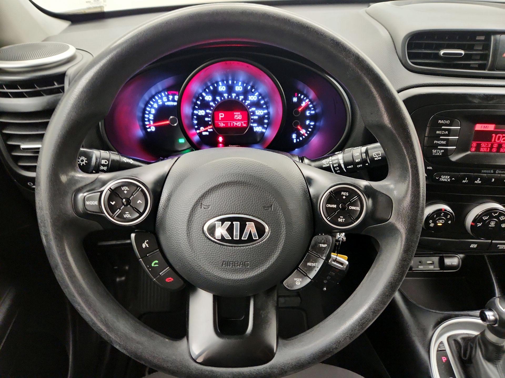 Thumbnail: 2016 Kia Soul - 10