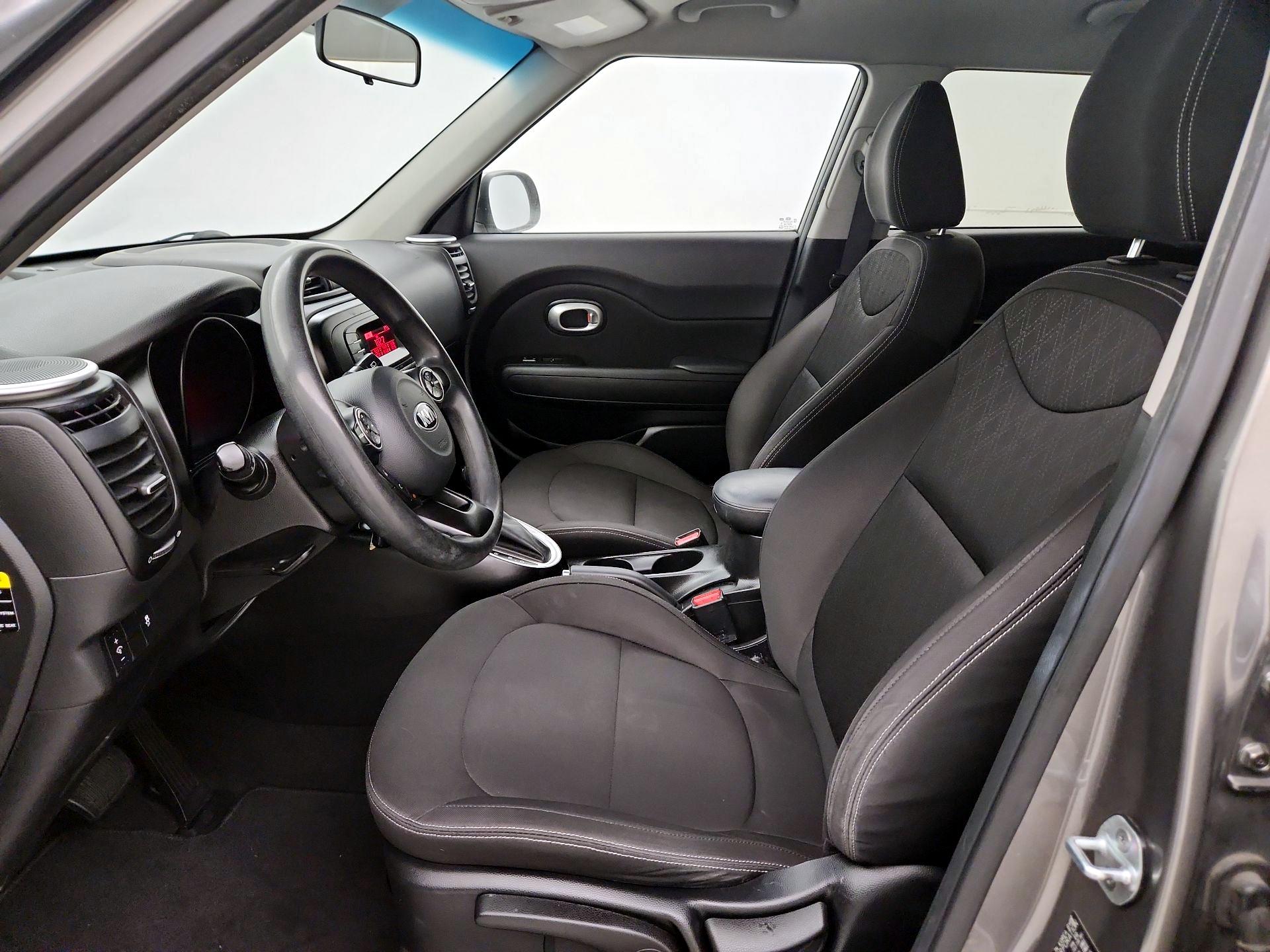 Thumbnail: 2016 Kia Soul - 11