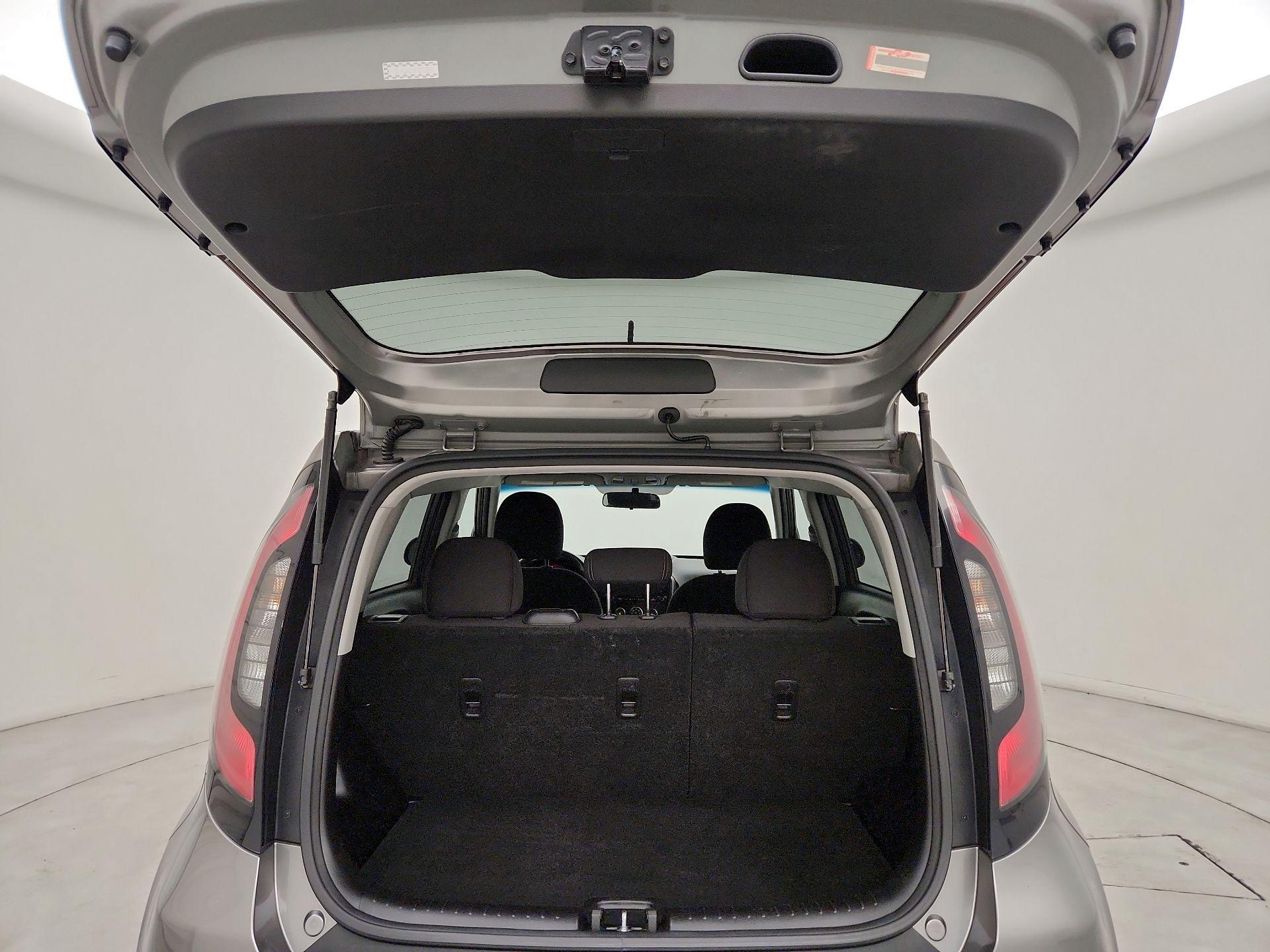 Thumbnail: 2016 Kia Soul - 19