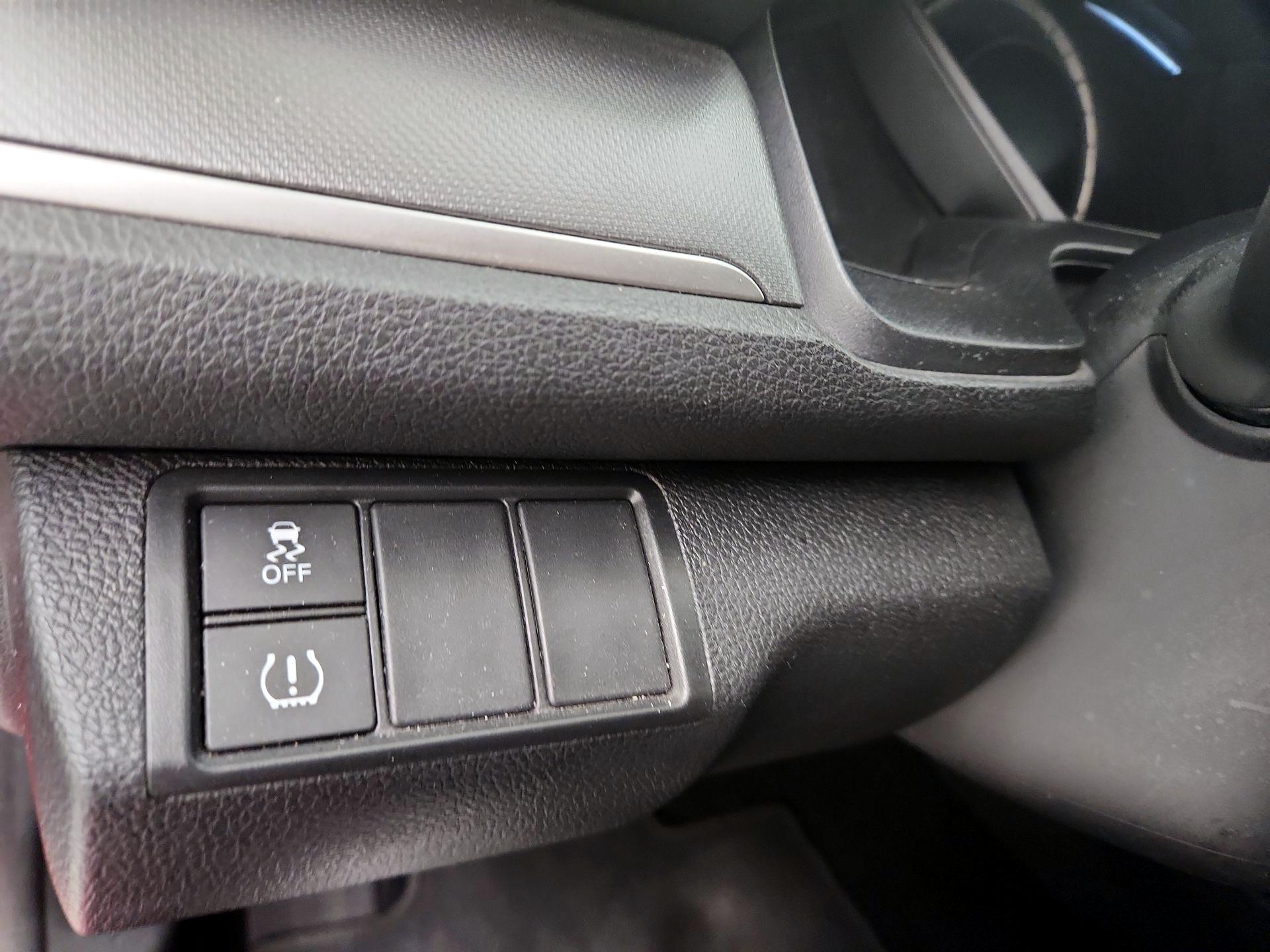 Thumbnail: 2016 Honda Civic - 13