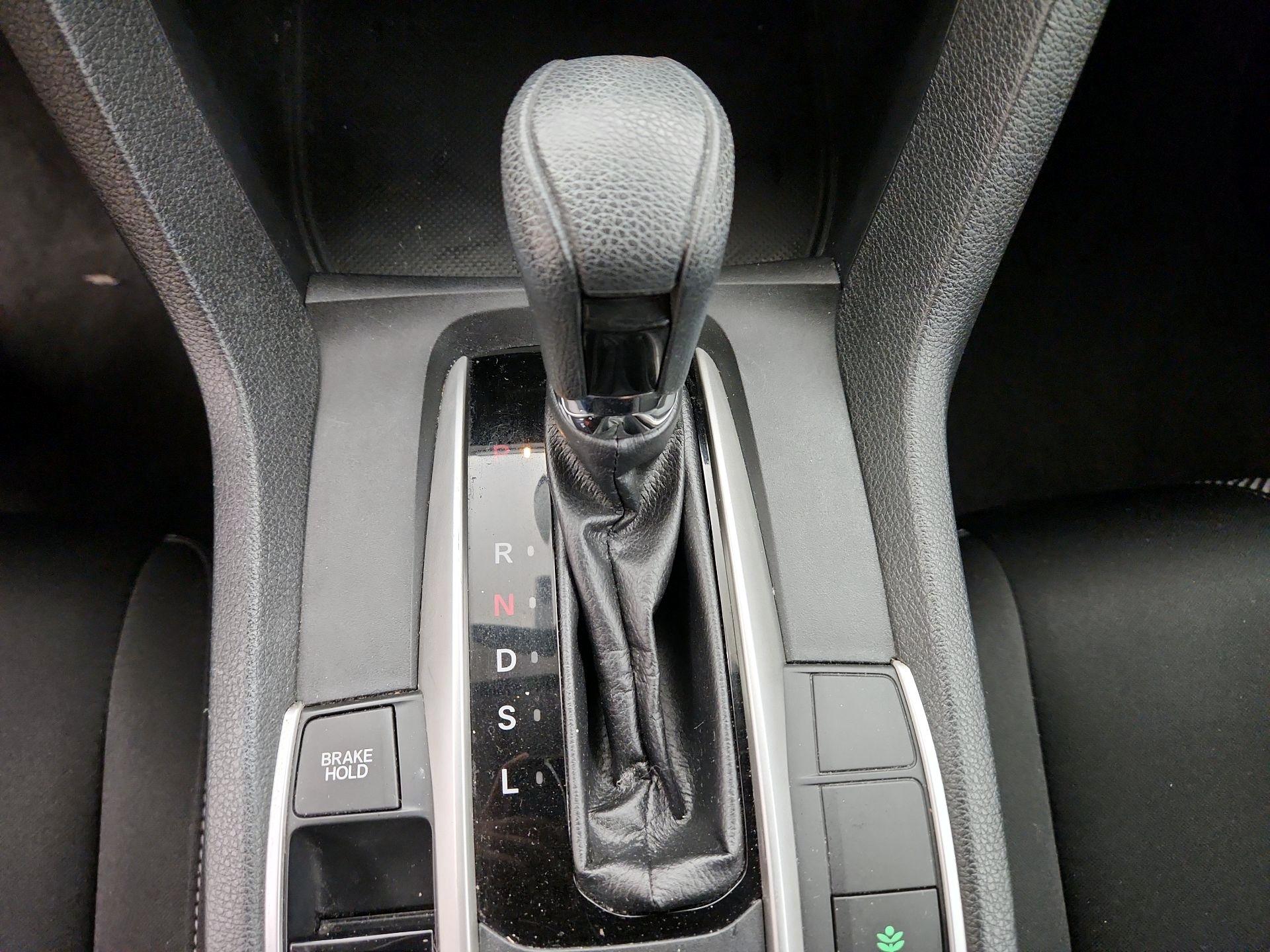 Thumbnail: 2016 Honda Civic - 17