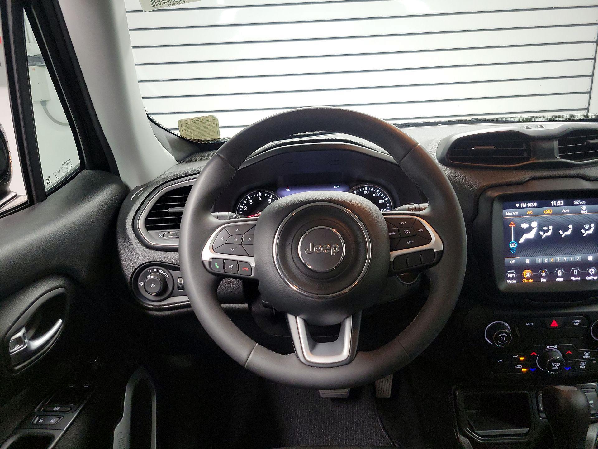 Thumbnail: 2020 Jeep Renegade - 10