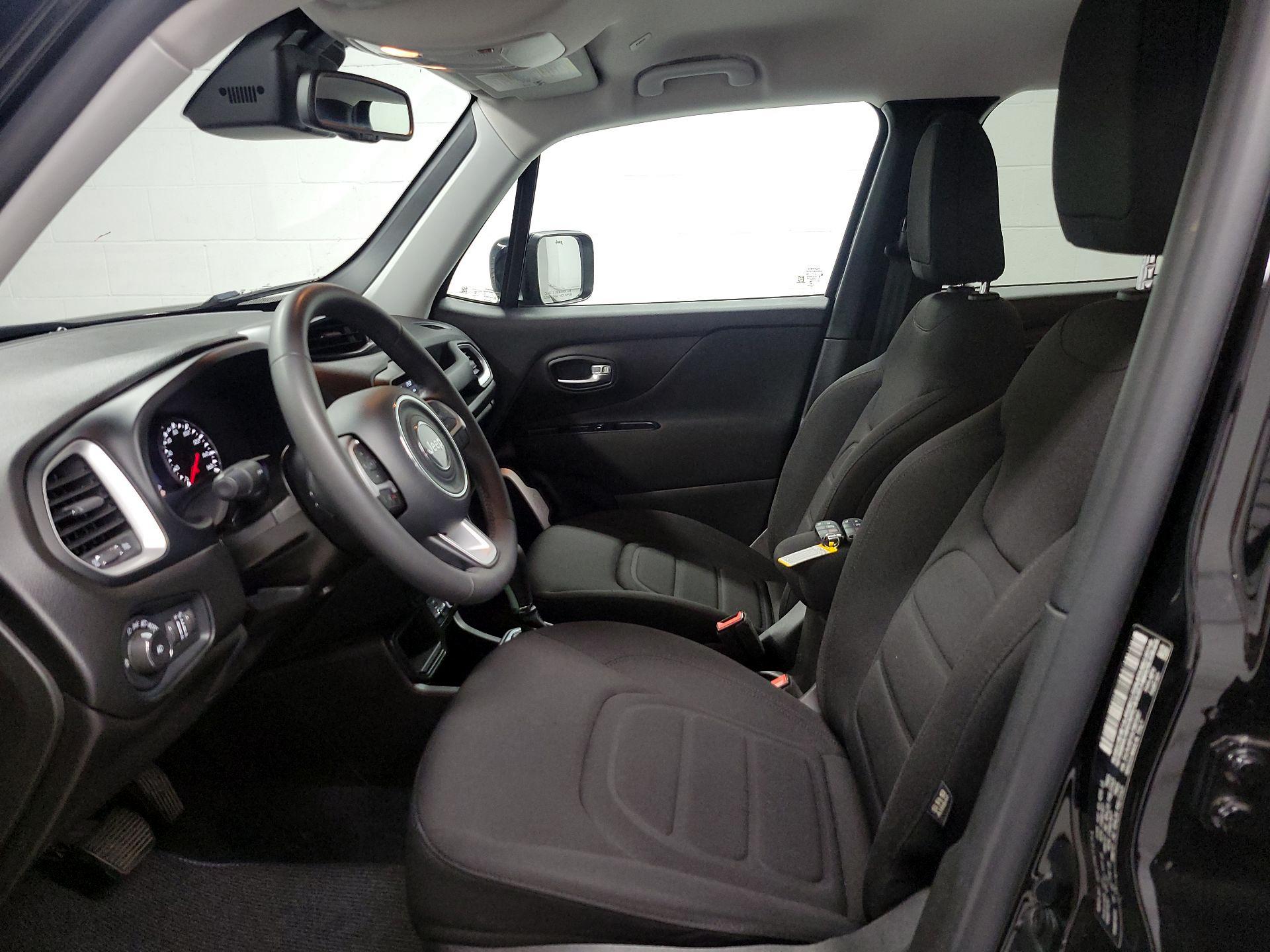 Thumbnail: 2020 Jeep Renegade - 11