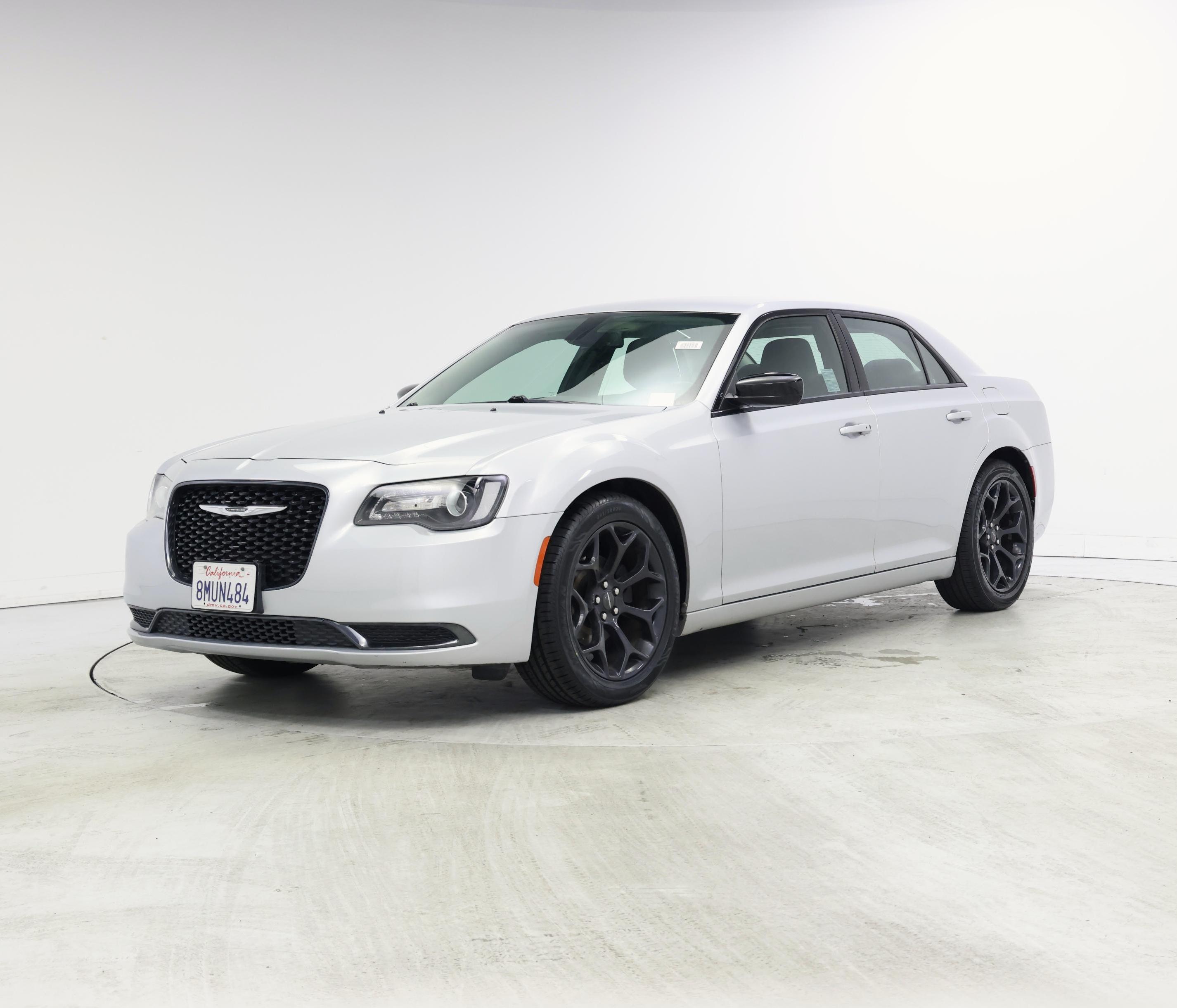 Thumbnail: 2019 Chrysler 300 - 4