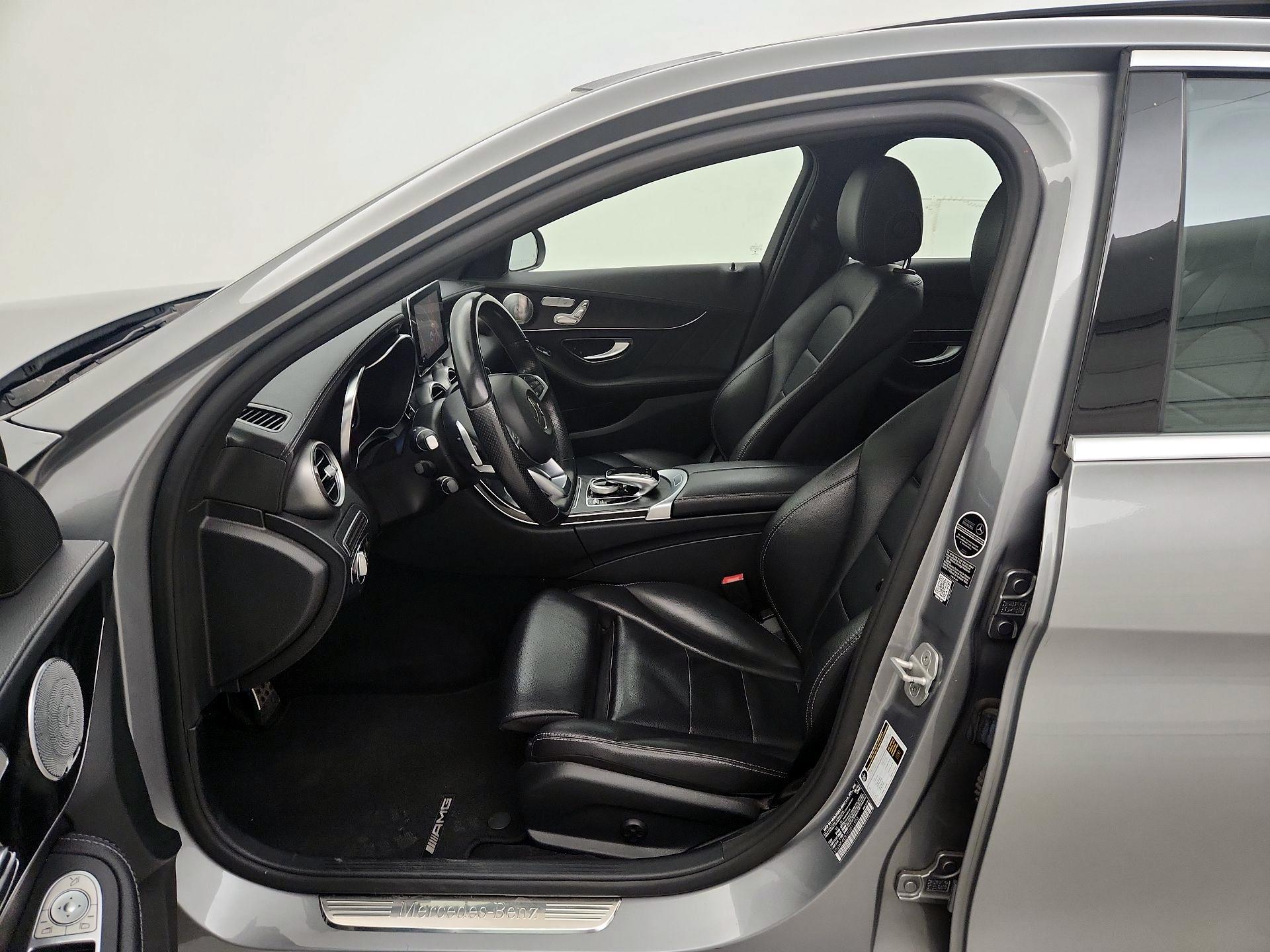 Thumbnail: 2015 Mercedes-Benz C-Class - 11