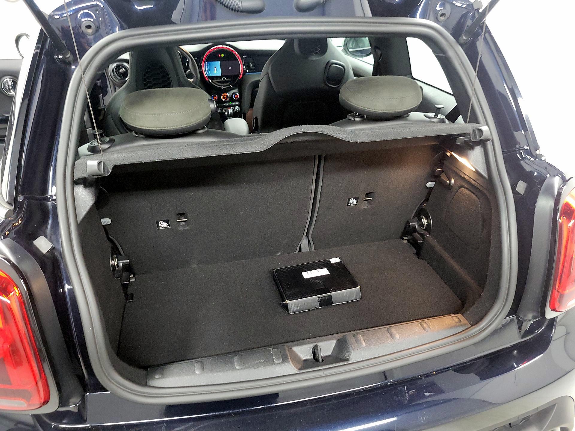 Thumbnail: 2022 MINI Cooper Hardtop - 18