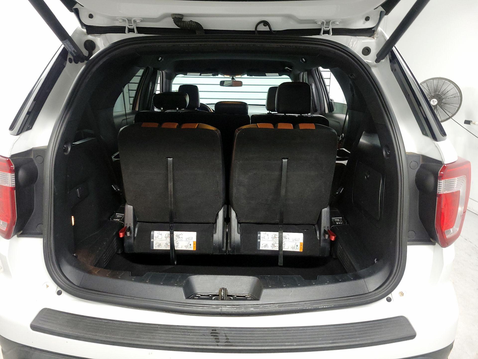 Thumbnail: 2019 Ford Explorer - 18