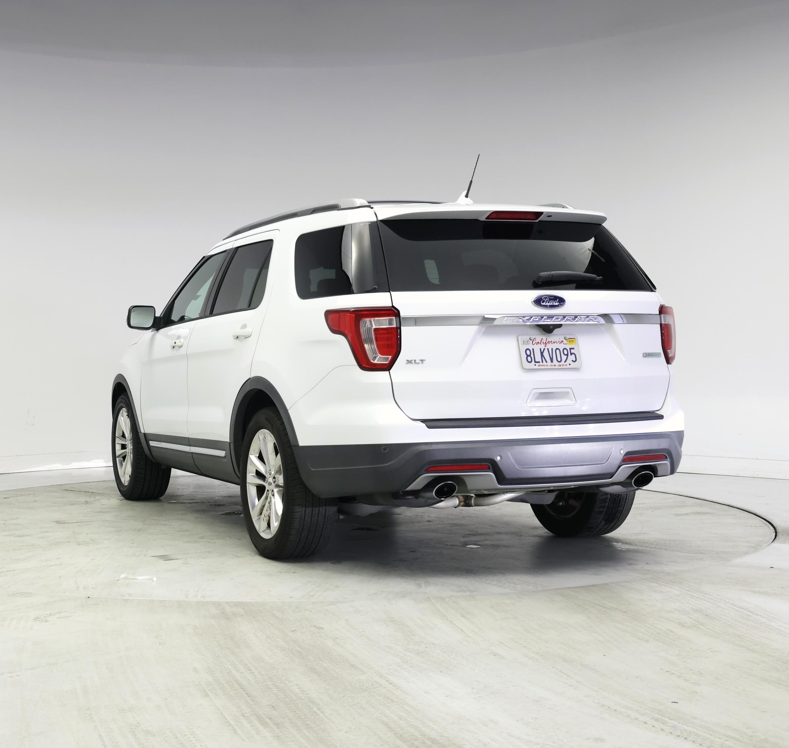 Thumbnail: 2019 Ford Explorer - 2
