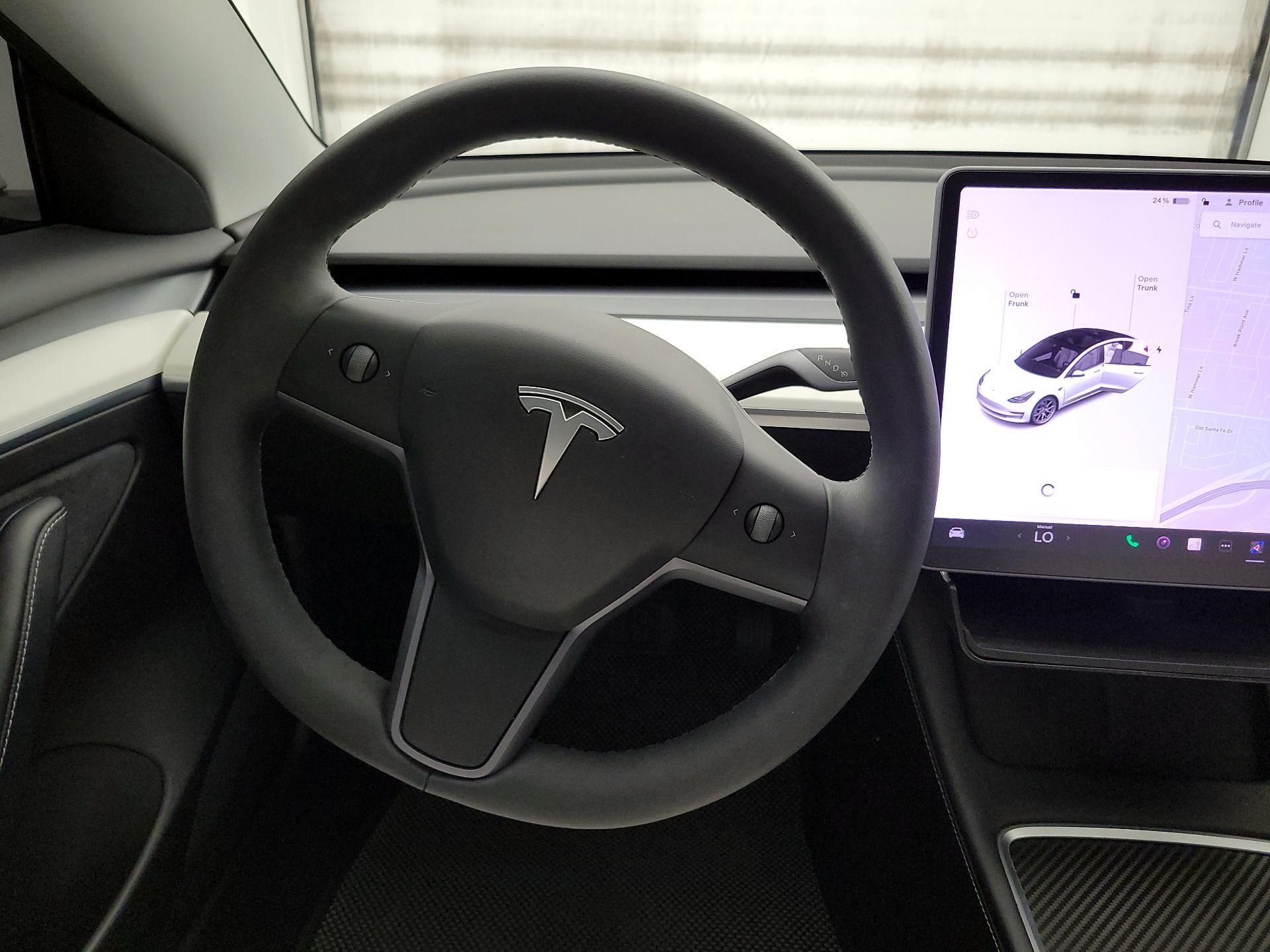 Thumbnail: 2021 Tesla Model 3 - 10