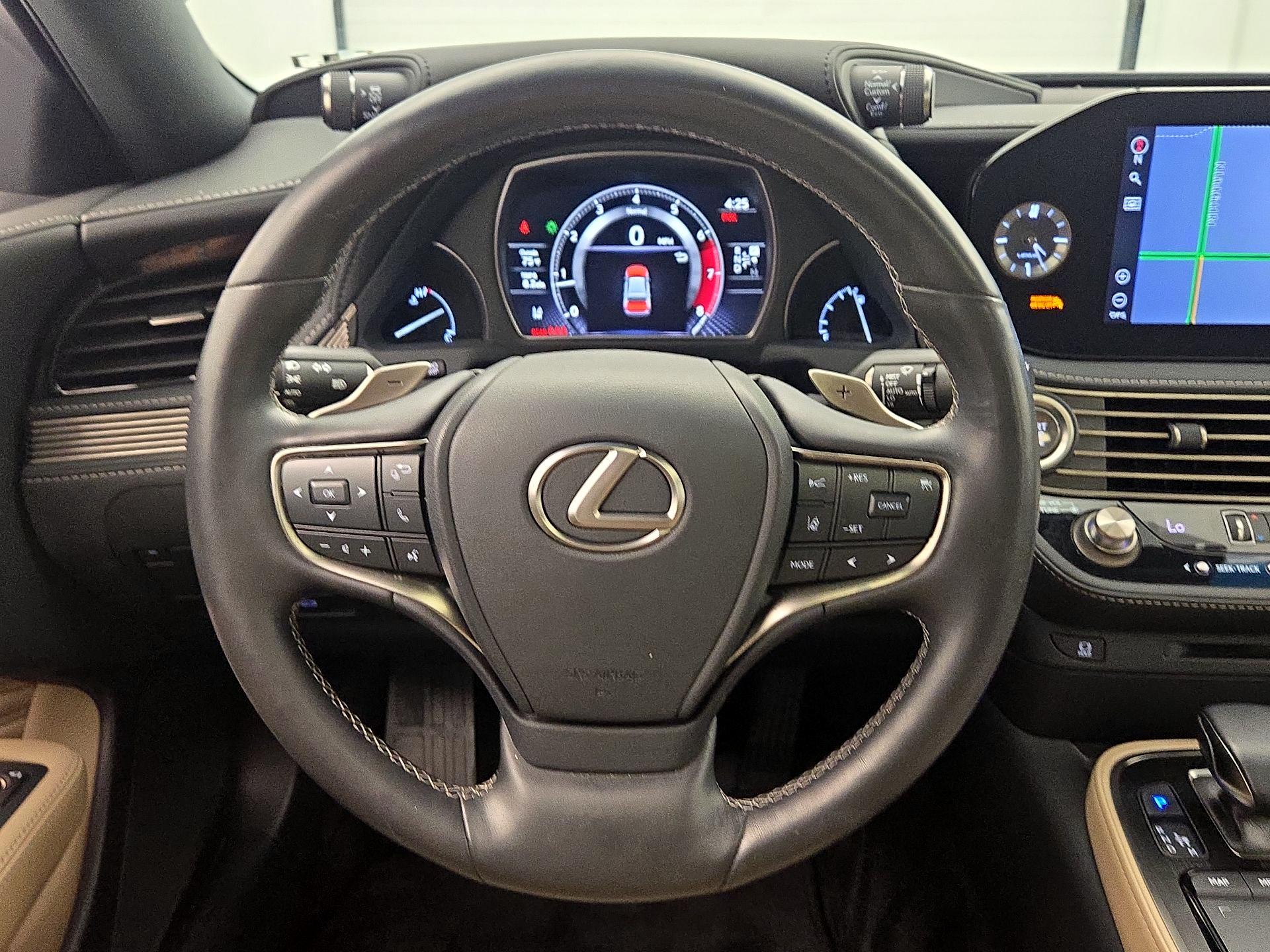 Thumbnail: 2021 Lexus LS - 10