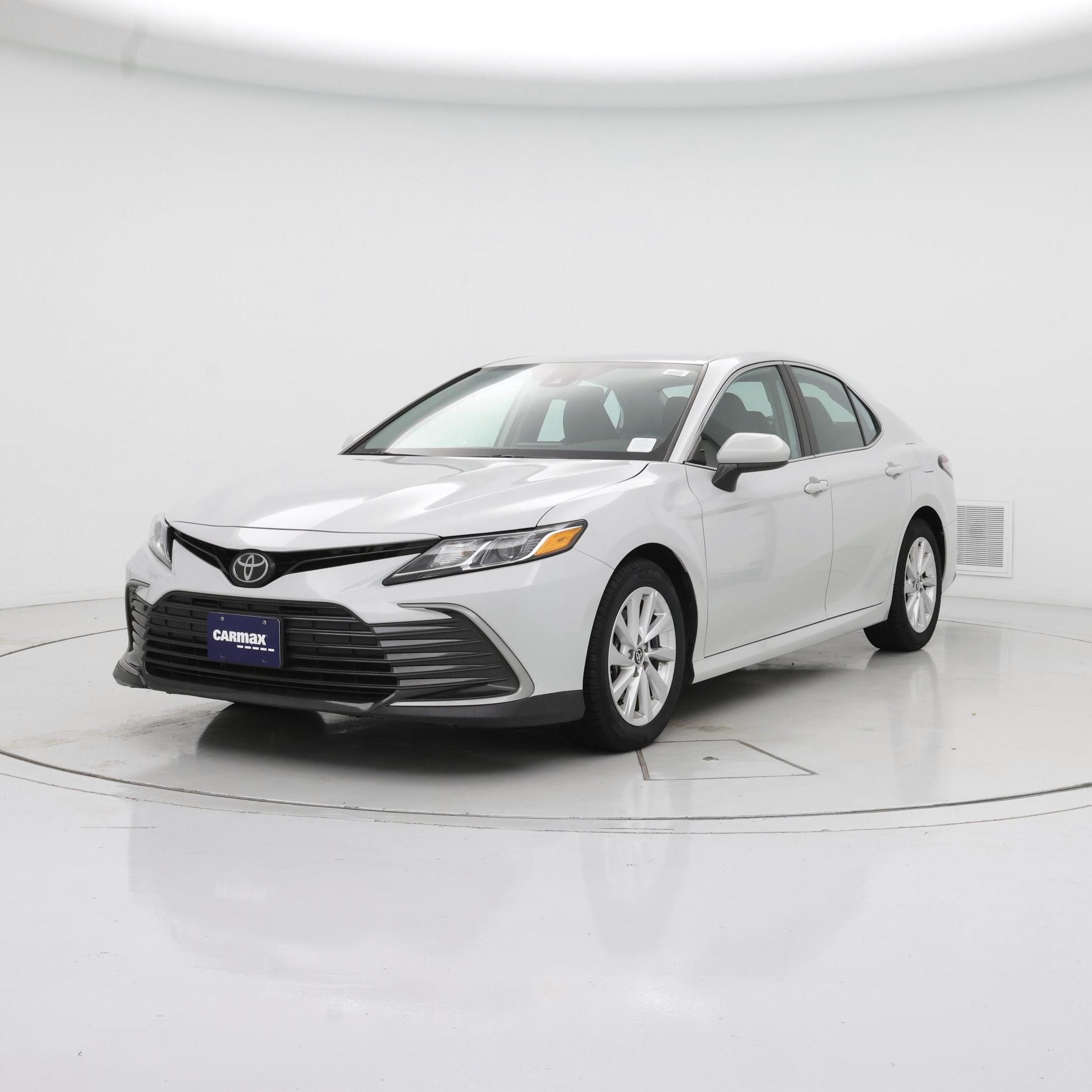 Thumbnail: 2023 Toyota Camry - 4