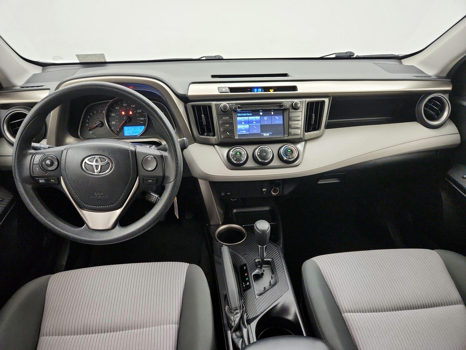 Thumbnail: 2014 Toyota RAV4 - 9