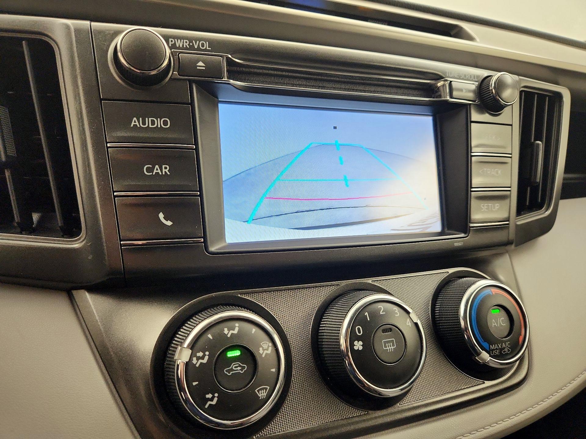 Thumbnail: 2014 Toyota RAV4 - 14