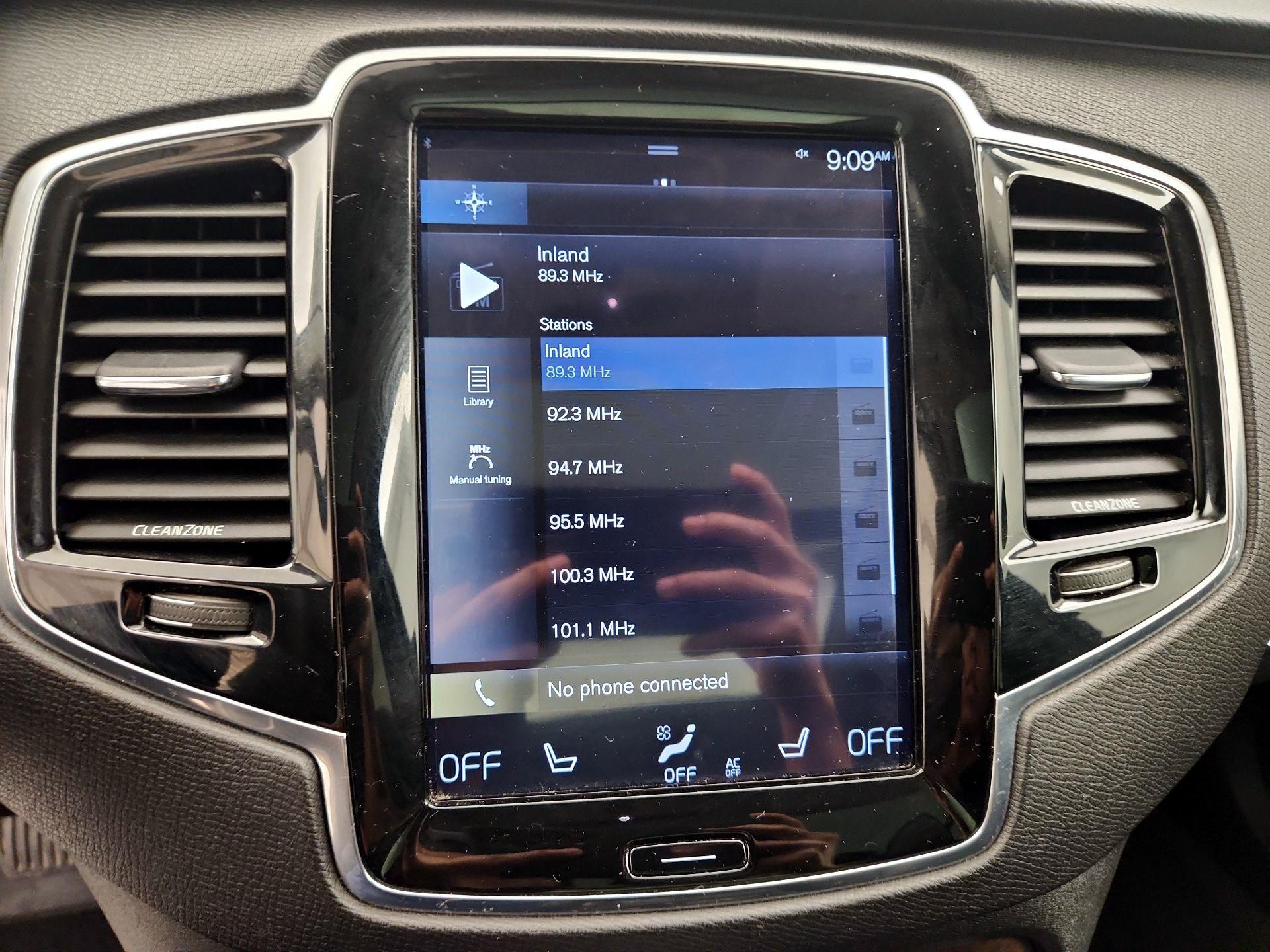 Thumbnail: 2016 Volvo XC90 - 16