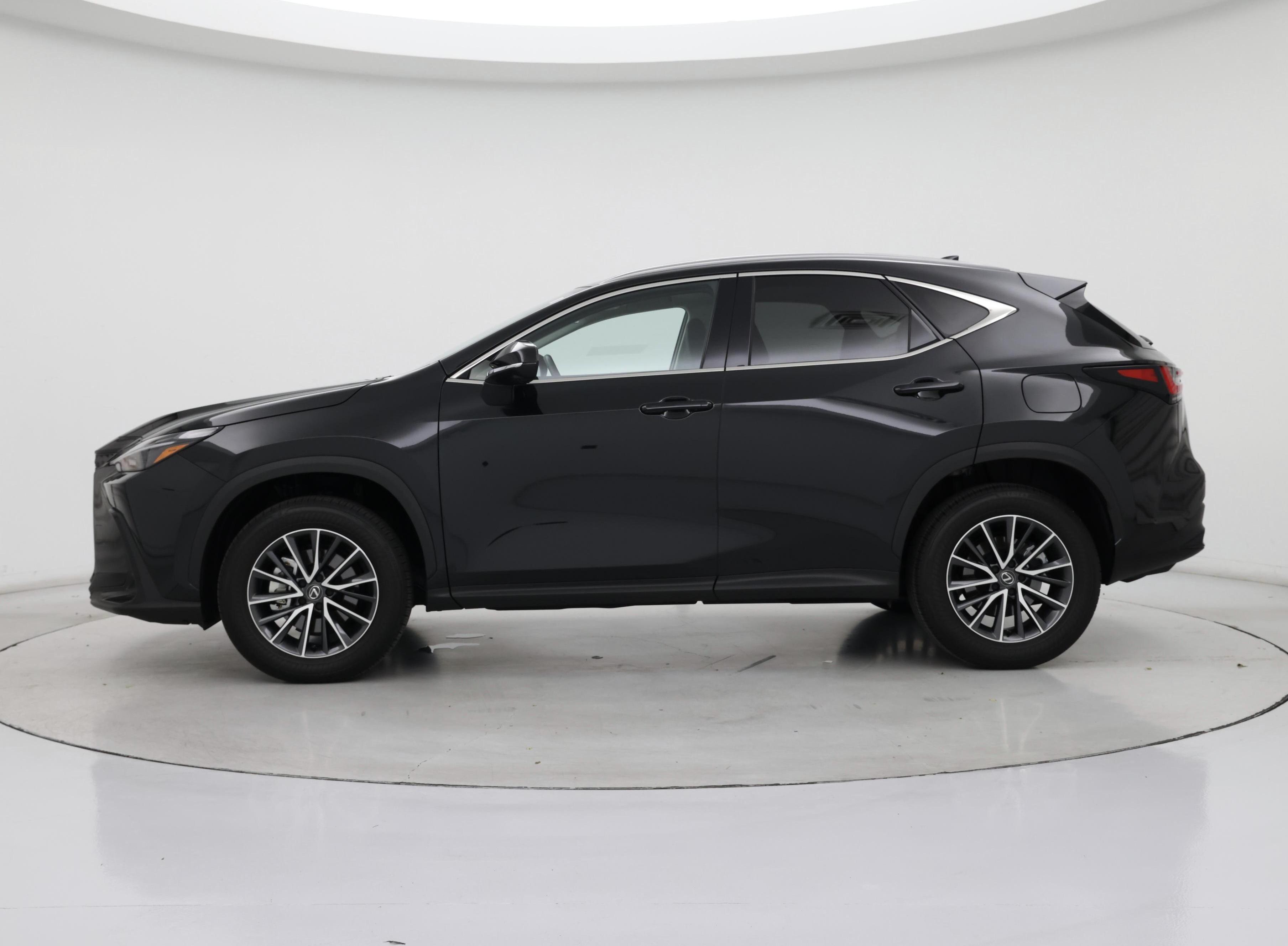 Thumbnail: 2024 Lexus NX - 3