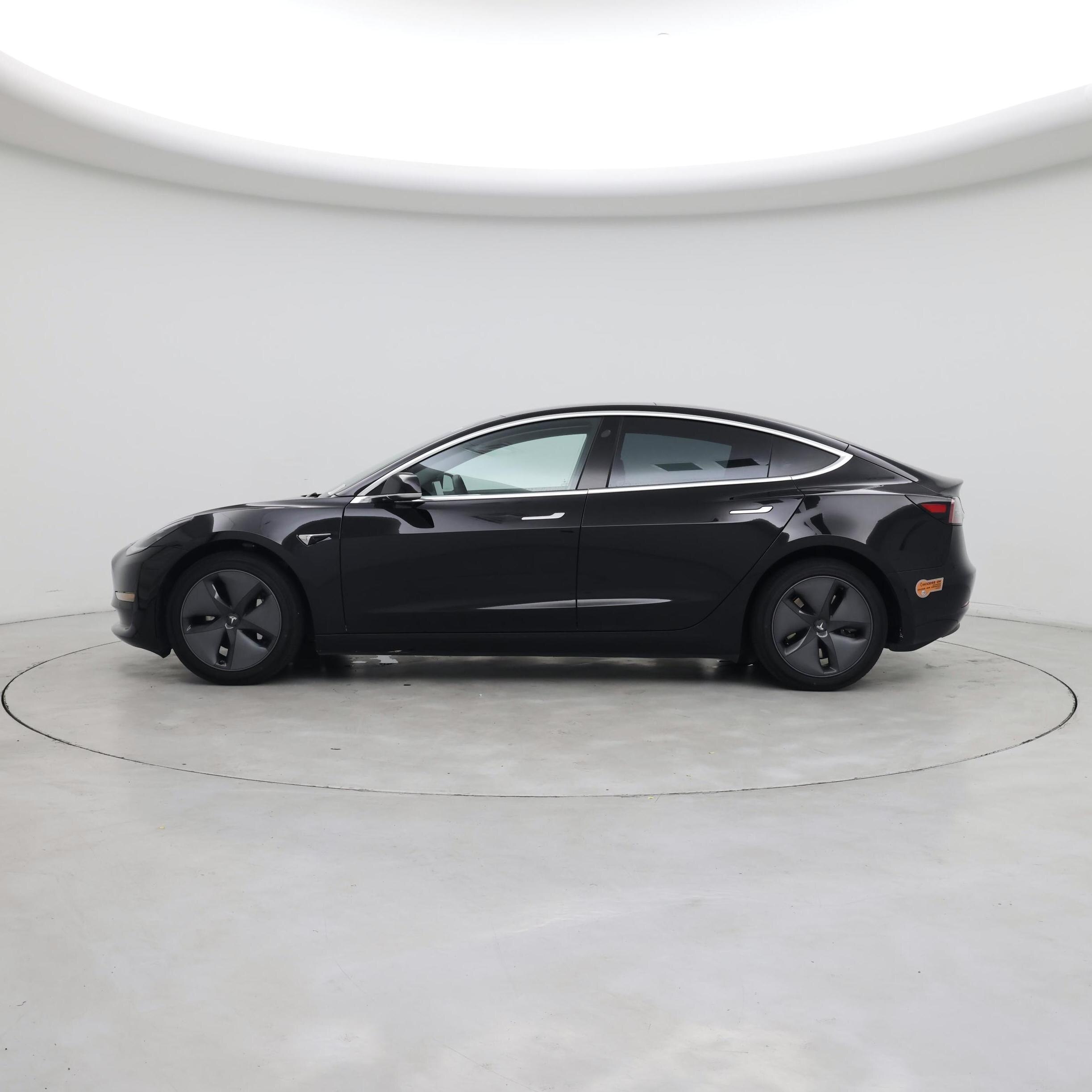 Thumbnail: 2019 Tesla Model 3 - 3