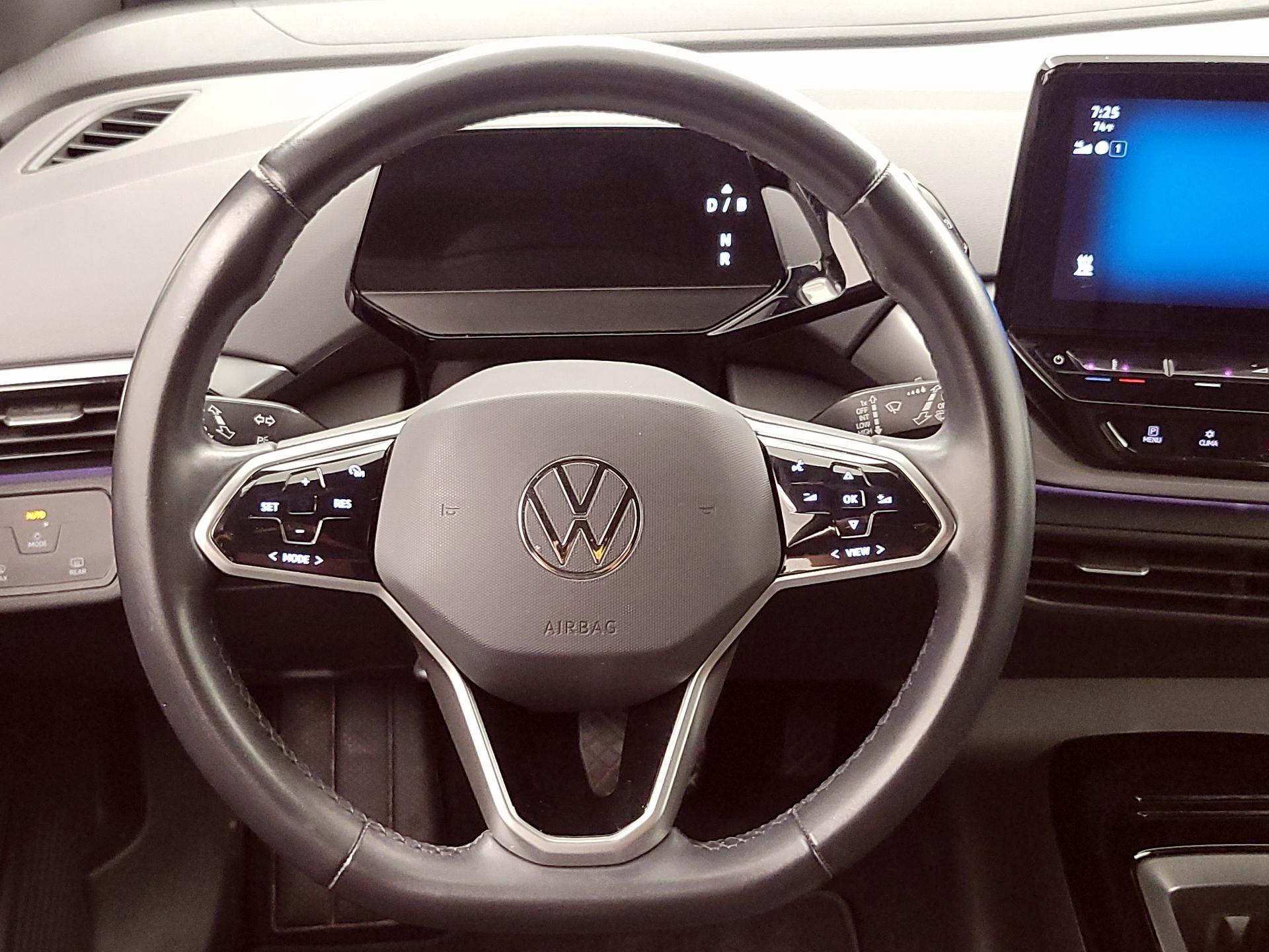 Thumbnail: 2022 Volkswagen ID.4 - 10