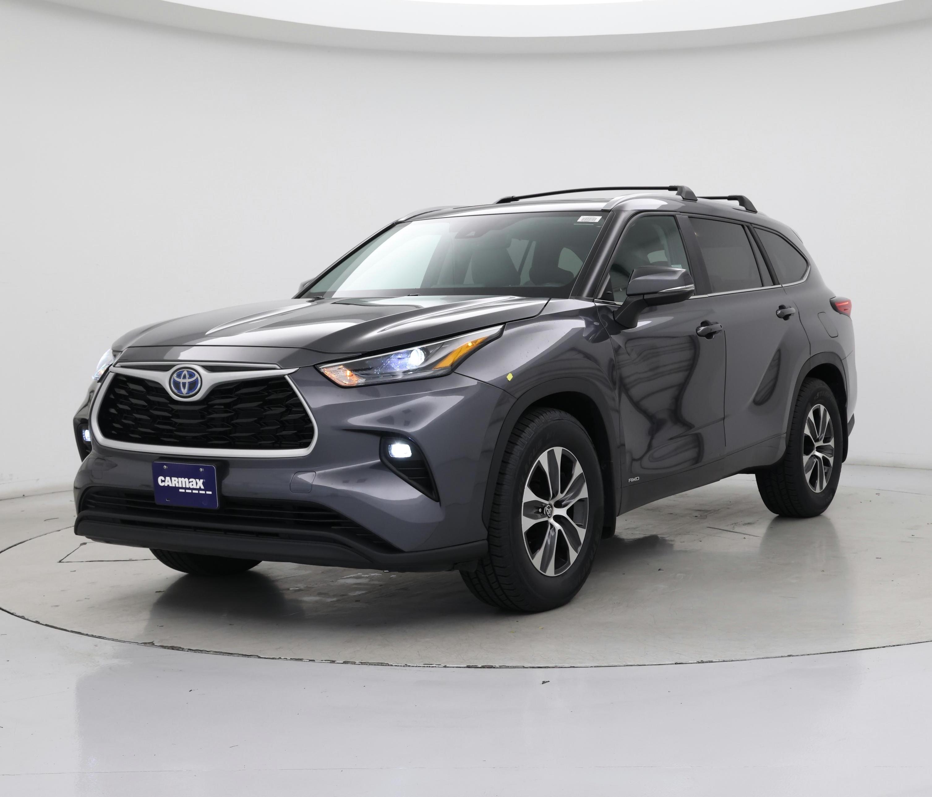 Thumbnail: 2023 Toyota Highlander - 4
