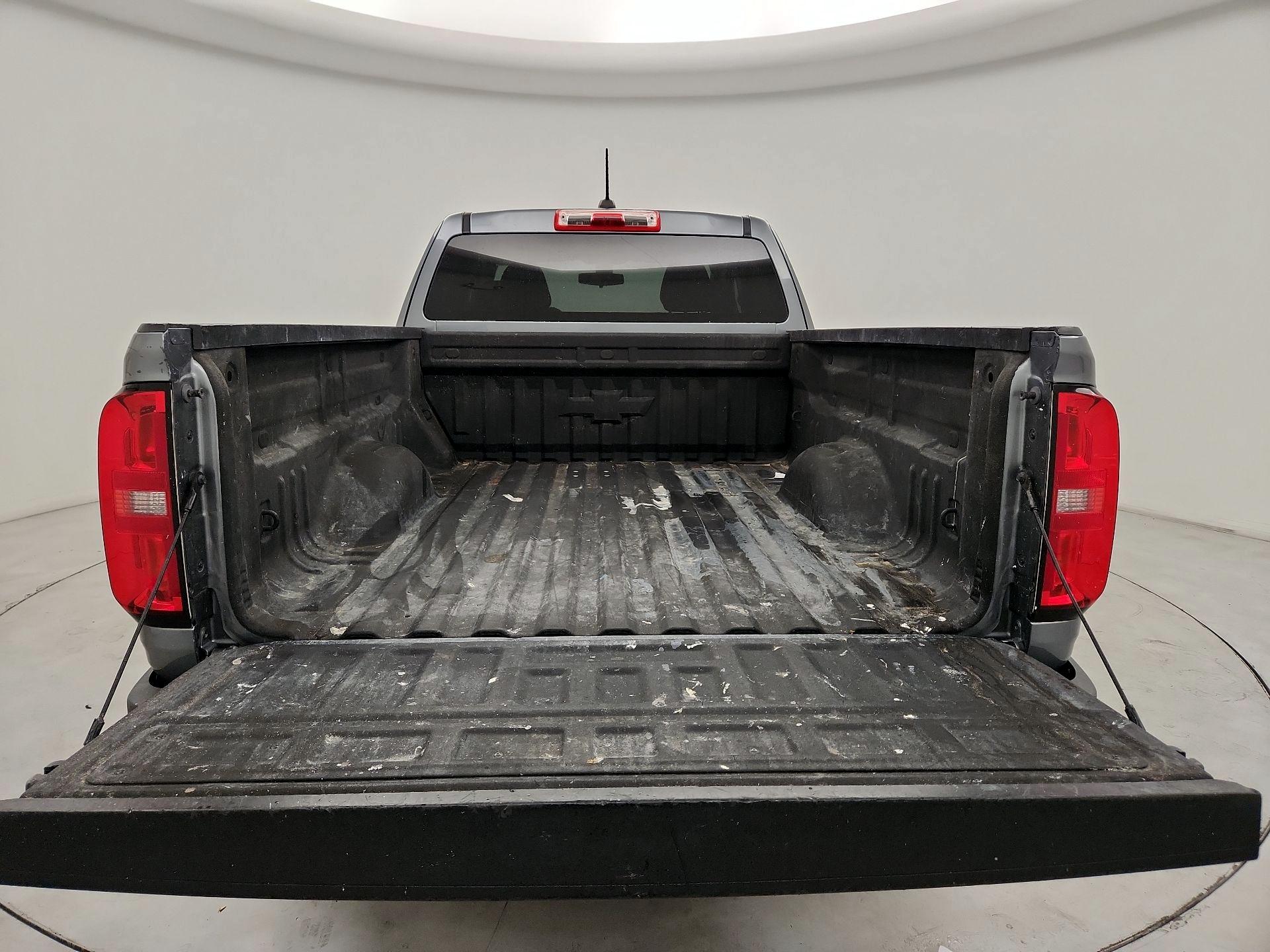 Thumbnail: 2021 Chevrolet Colorado - 20