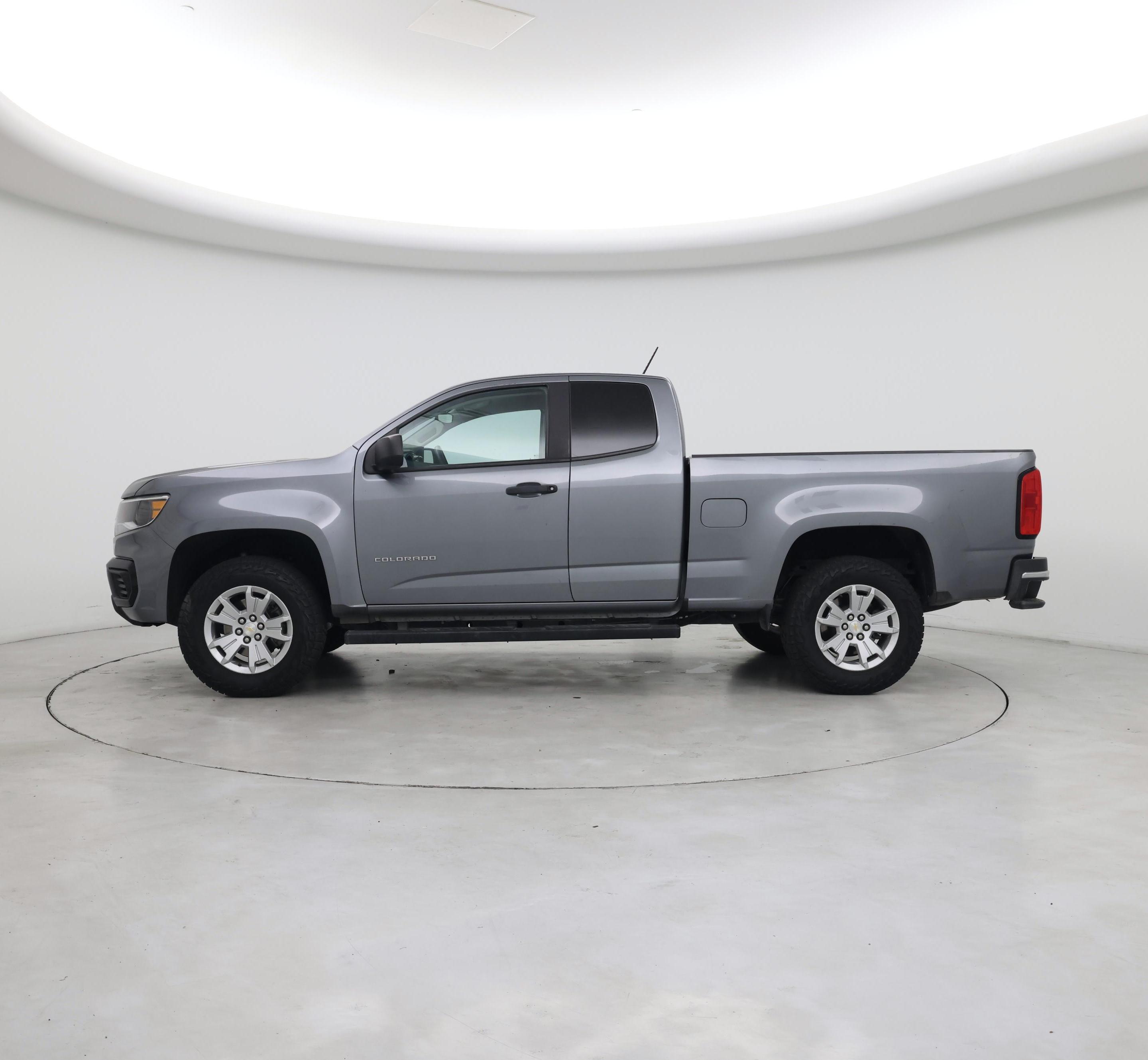 Thumbnail: 2021 Chevrolet Colorado - 3