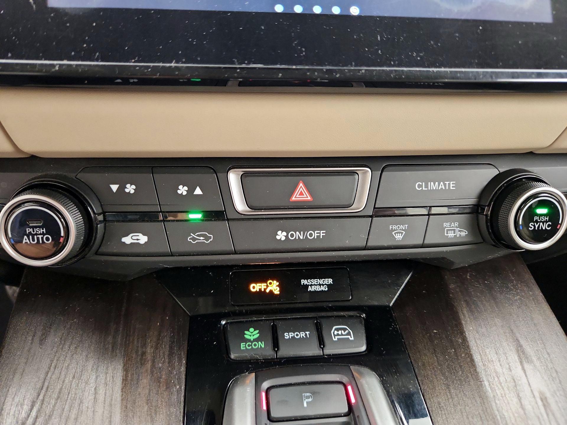 Thumbnail: 2018 Honda Clarity - 16