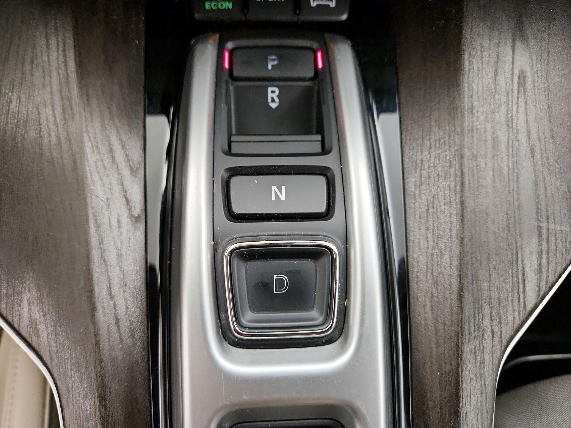 Thumbnail: 2018 Honda Clarity - 17
