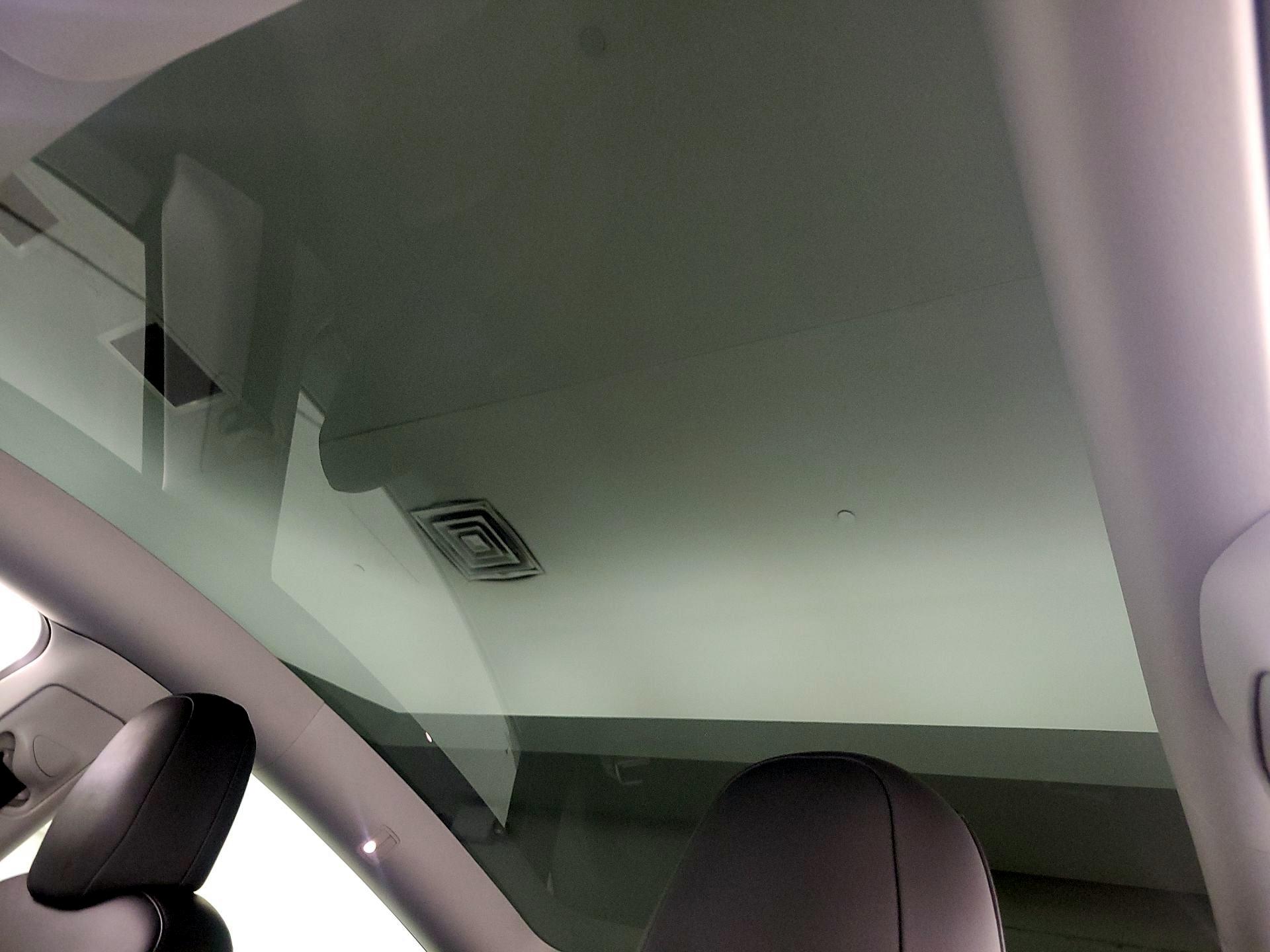 Thumbnail: 2021 Tesla Model Y - 19