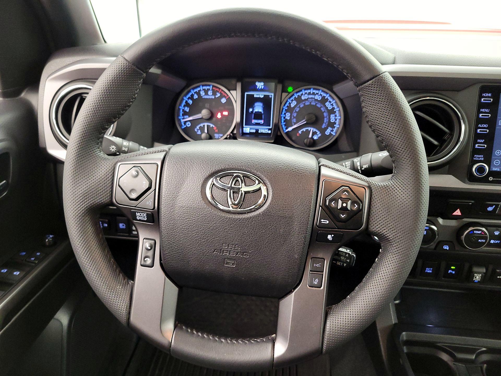 Thumbnail: 2022 Toyota Tacoma - 10