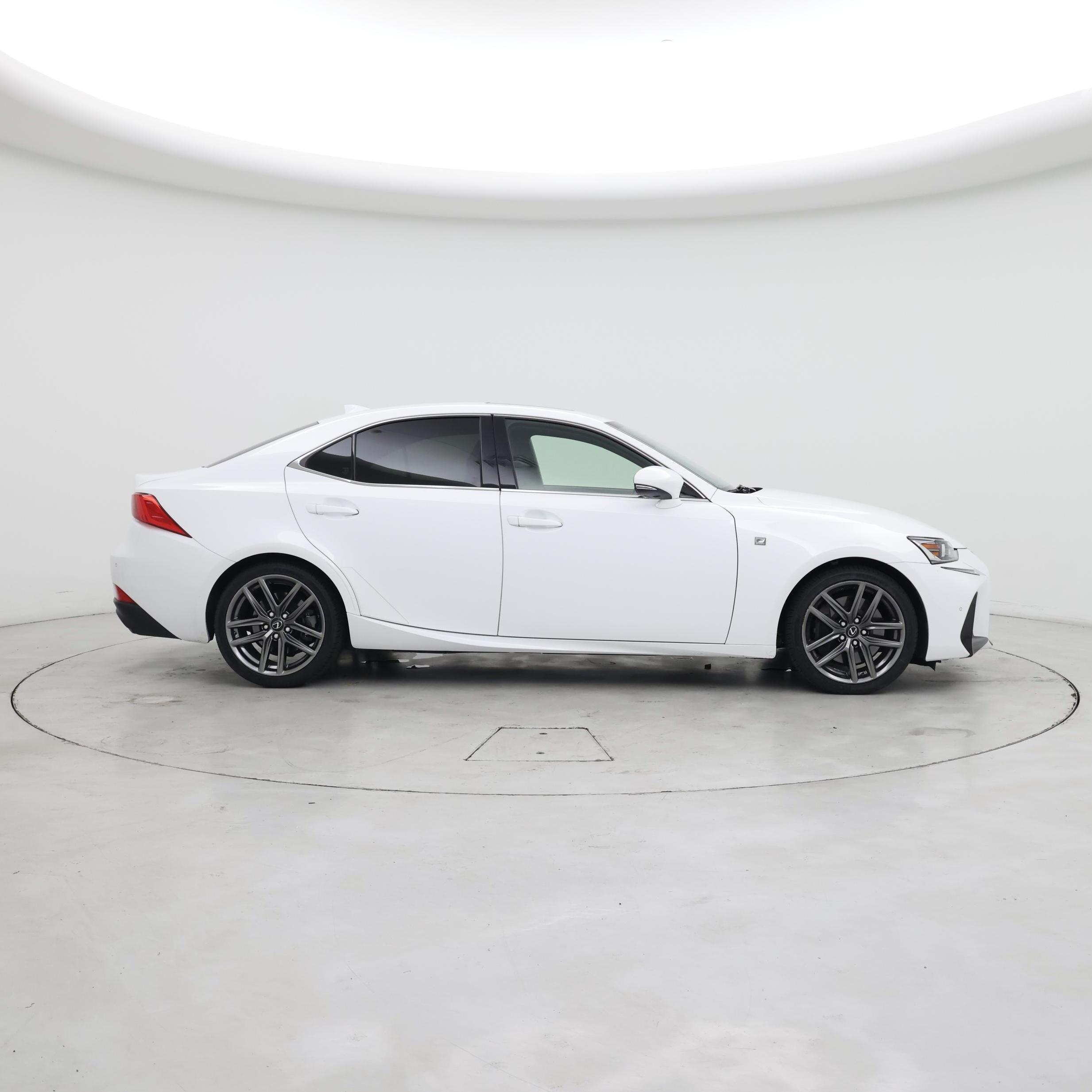 Thumbnail: 2018 Lexus IS - 7