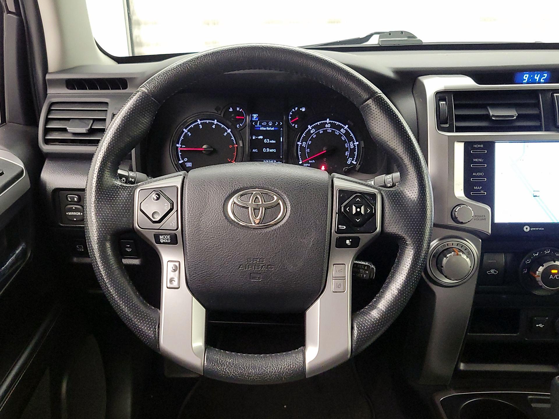 Thumbnail: 2023 Toyota 4Runner - 10
